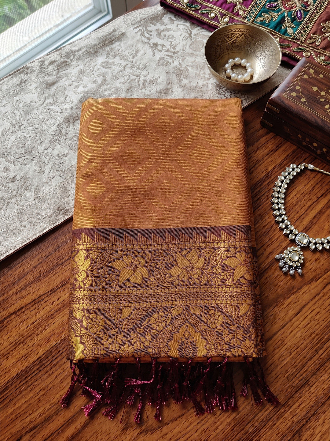 Peachmode Rust Silk Blend Woven Saree - Image 4