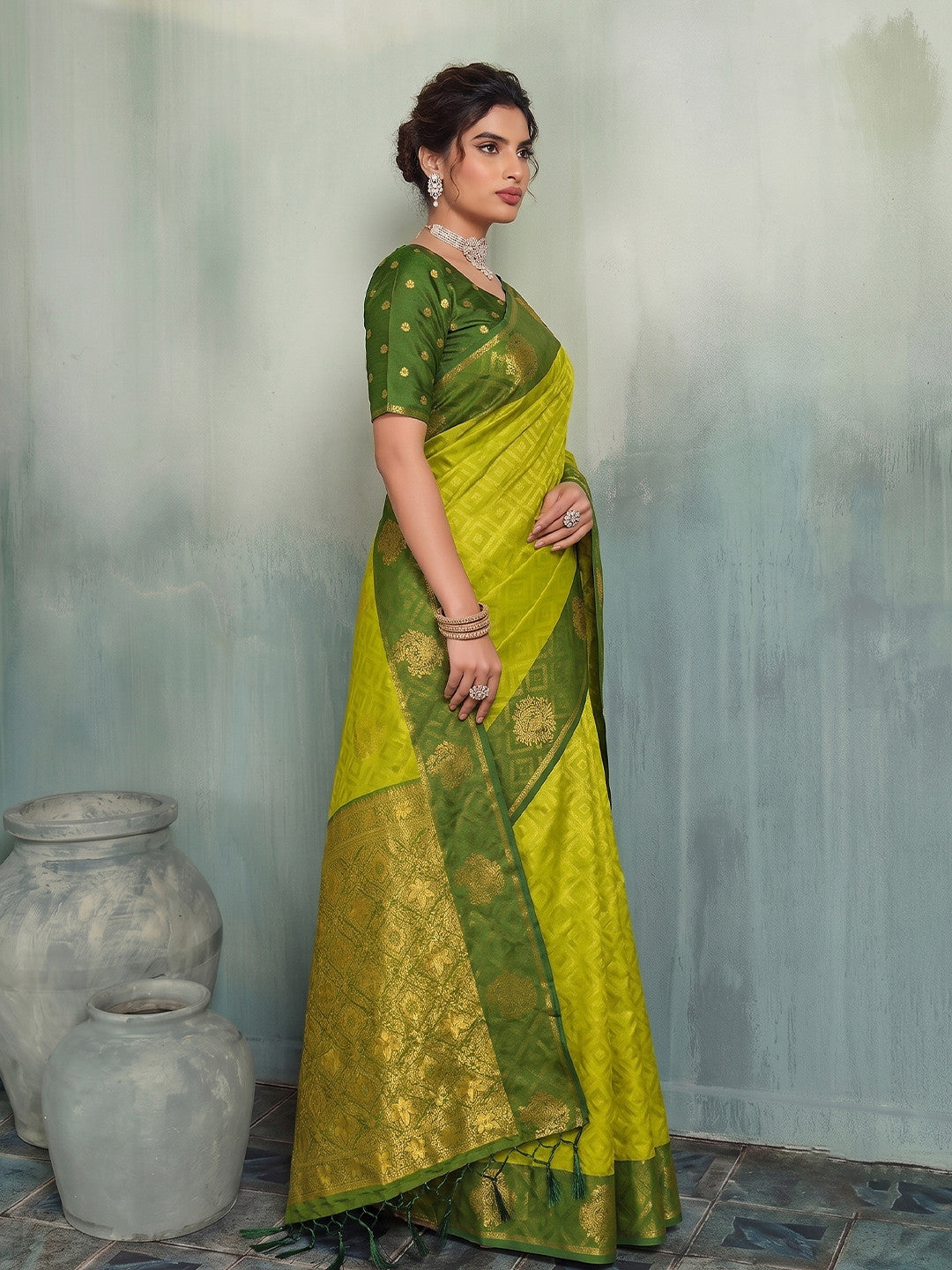 Peachmode Mustard Silk Blend Woven Saree - Image 2