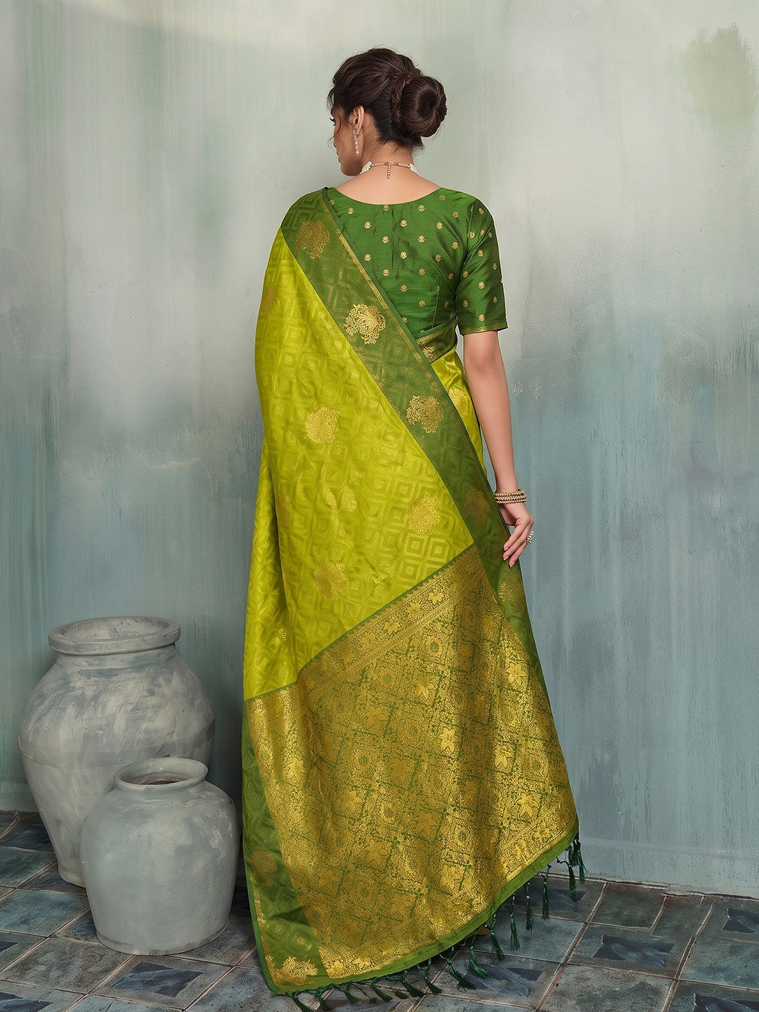 Peachmode Mustard Silk Blend Woven Saree - Image 3