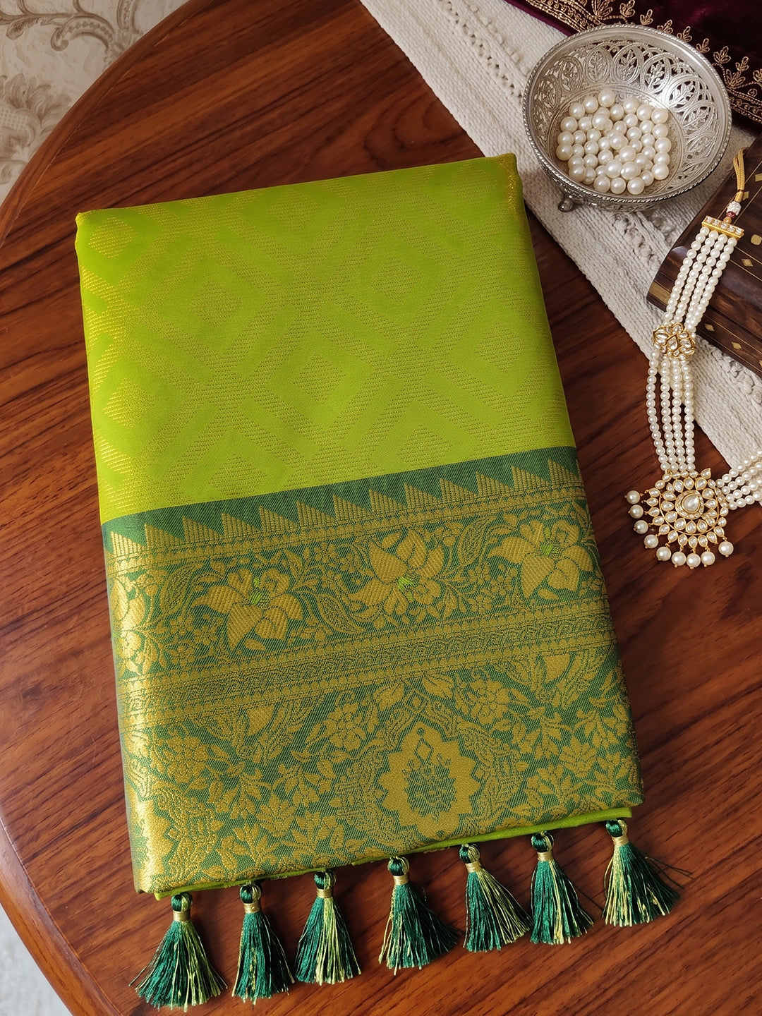 Peachmode Mustard Silk Blend Woven Saree - Image 4
