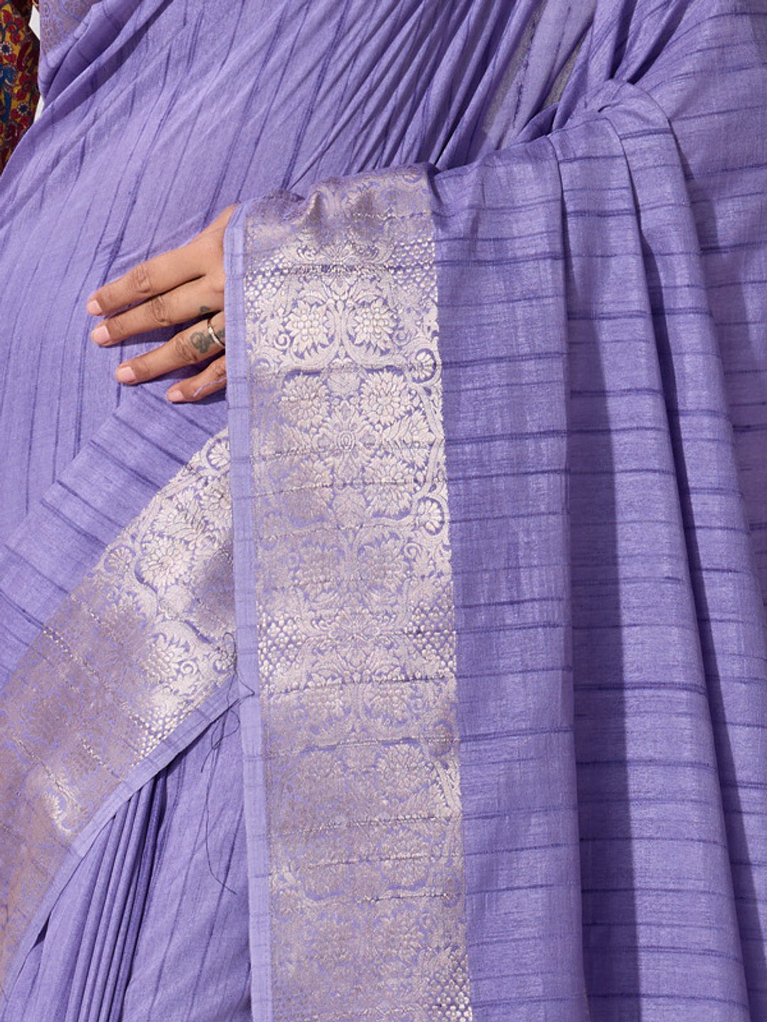 Peachmode Lavender Chiffon Foil Border Saree - Image 4