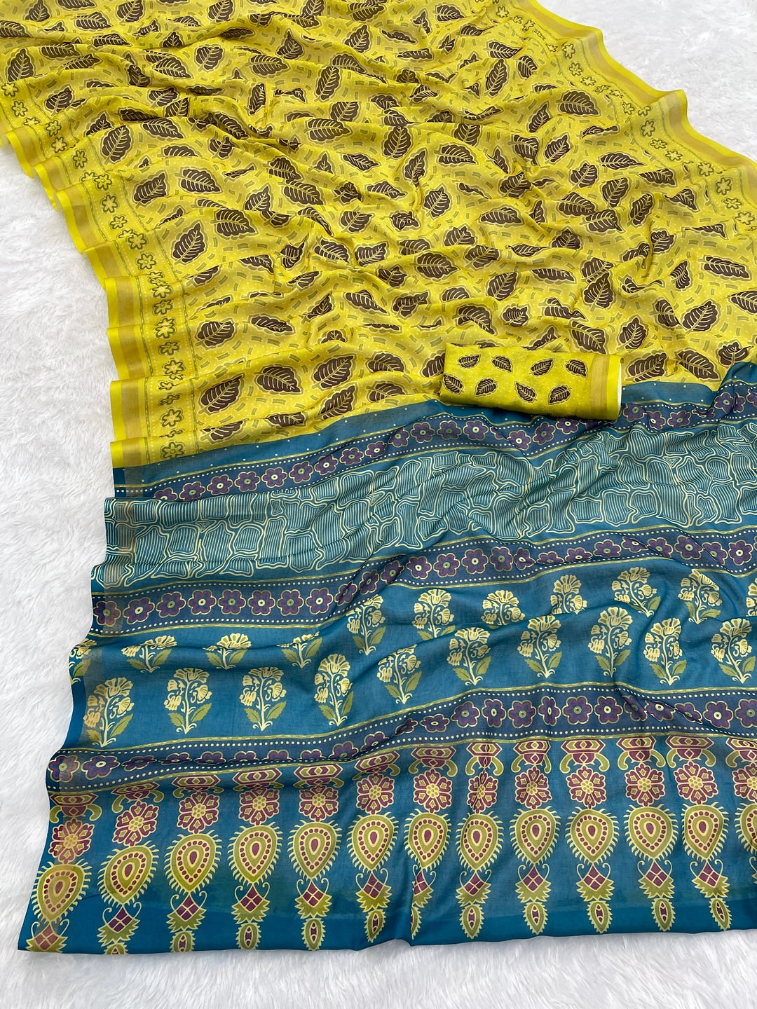 Peachmode Yellow Ajrak Printed Mul Cotton Saree - Image 4