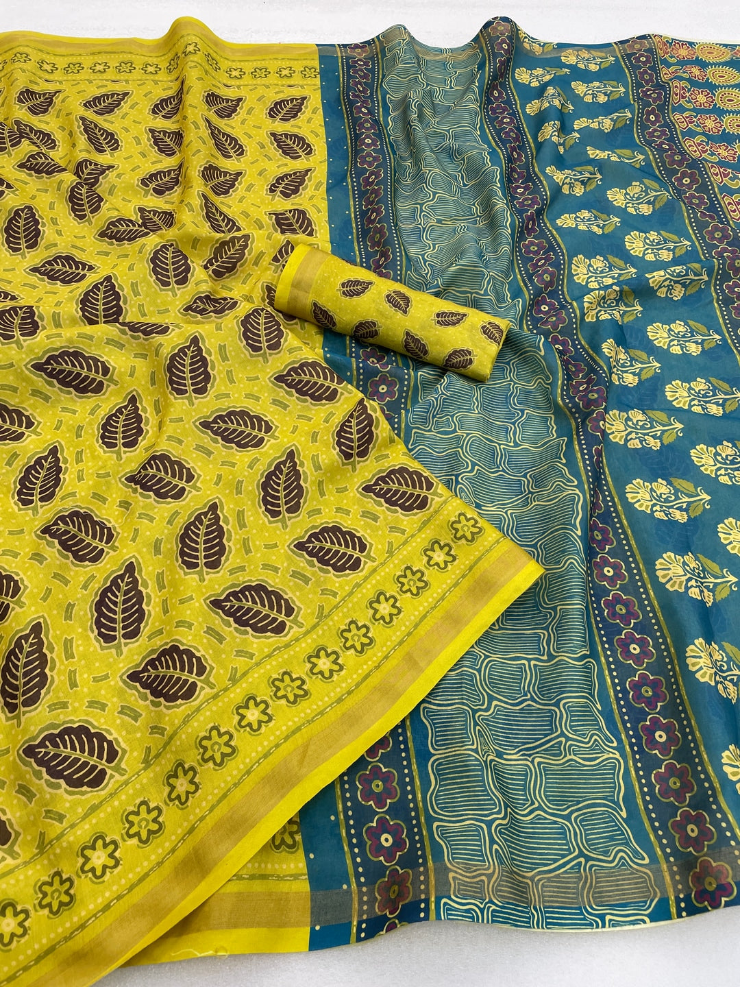 Peachmode Yellow Ajrak Printed Mul Cotton Saree - Image 5