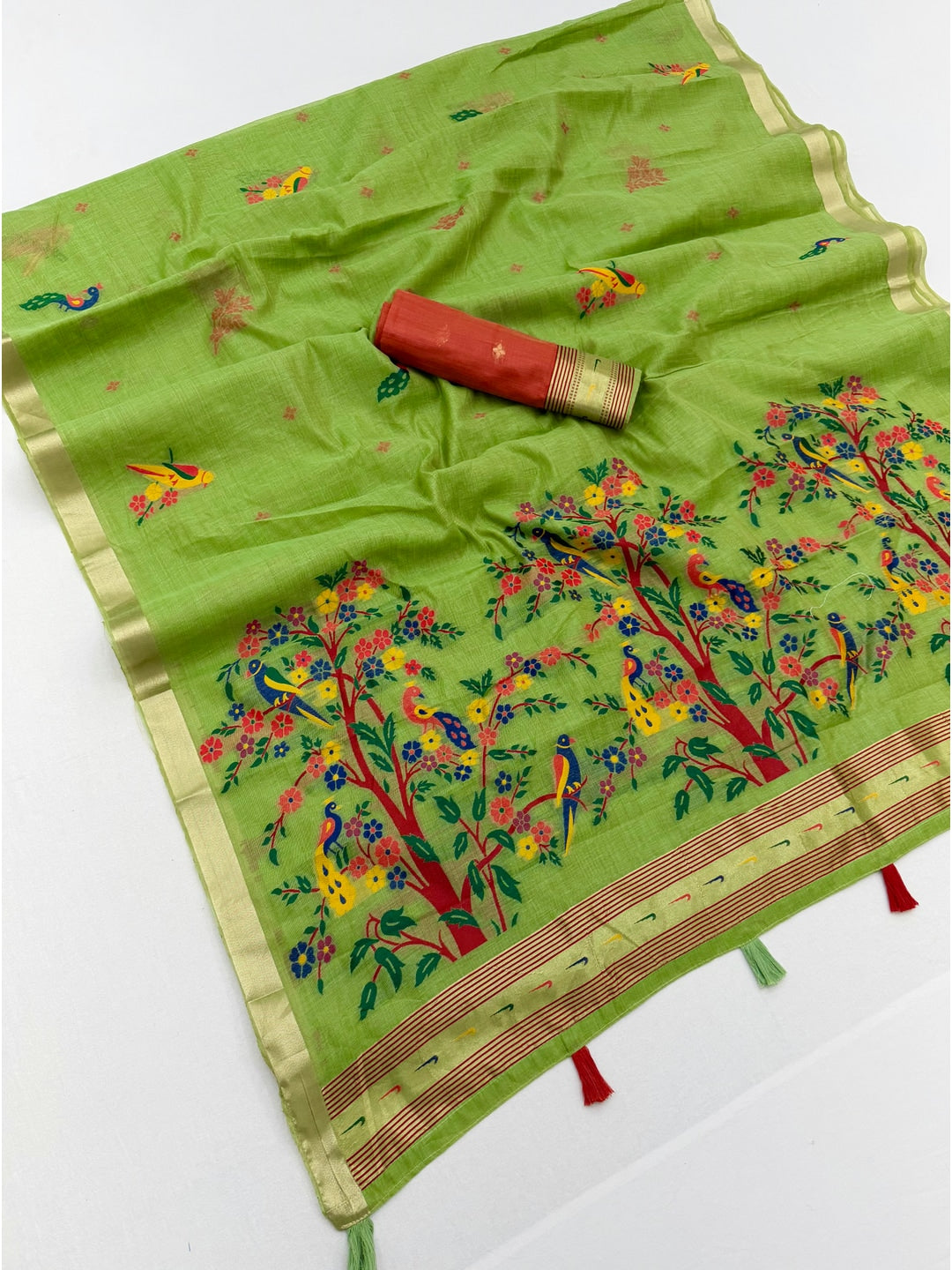 Peachmode Green Jamdani Woven Silk Cotton Blend Saree - Image 3