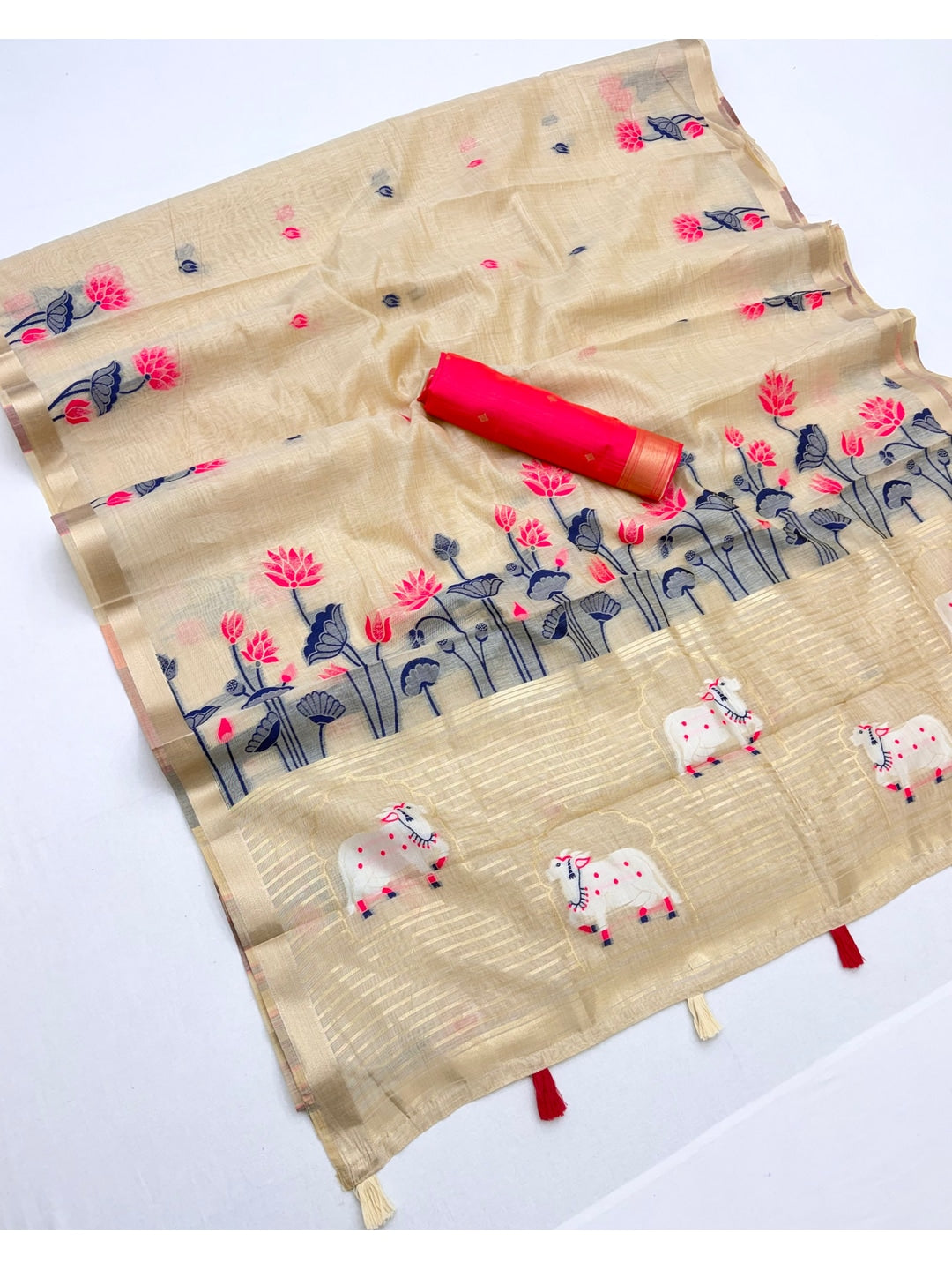 Peachmode Cream Rani Pink Jamdani Woven Silk Cotton Blend Saree - Image 3