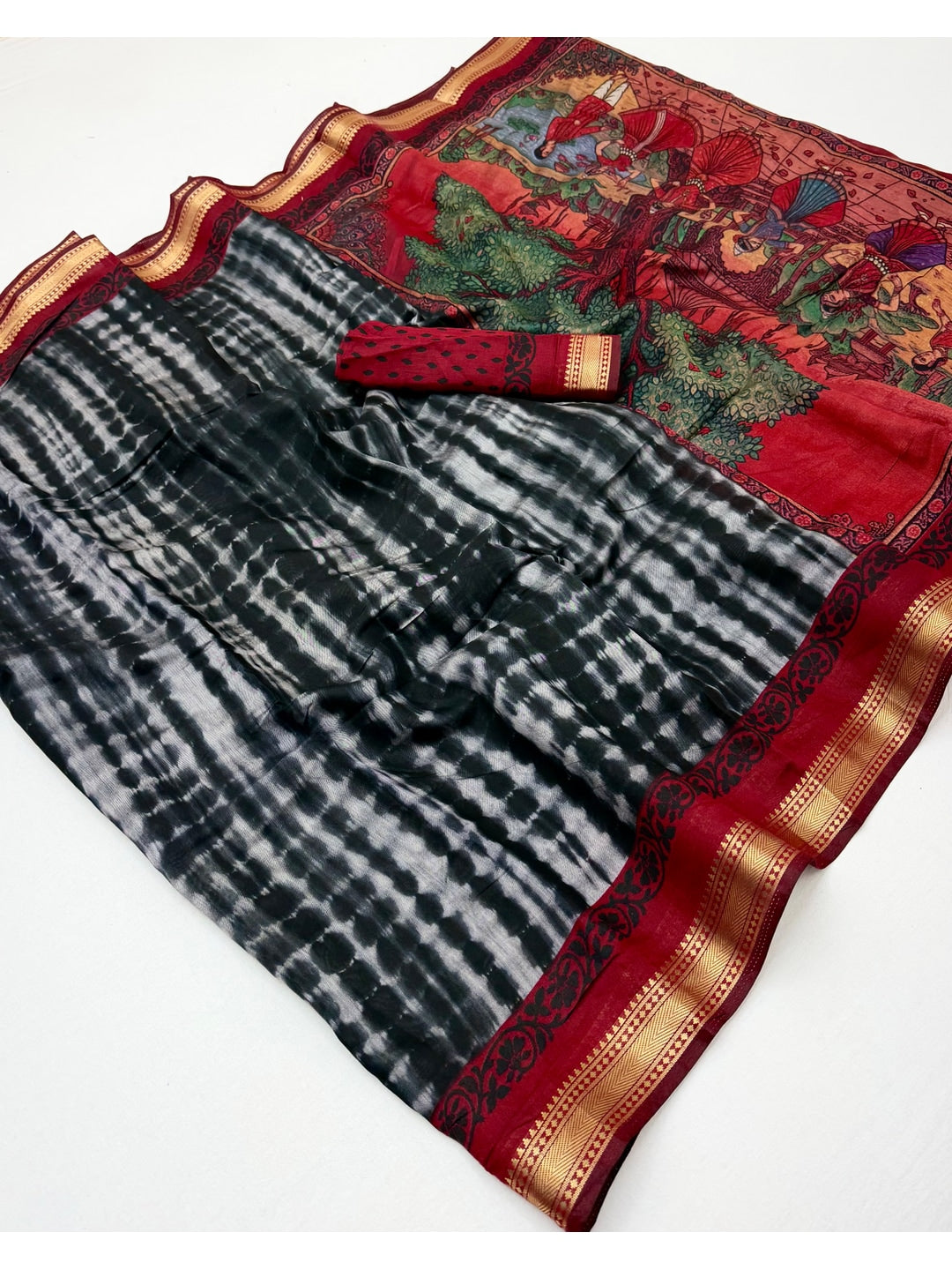 Peachmode Black Tie Dye Printed Mul Cotton Saree - Image 2