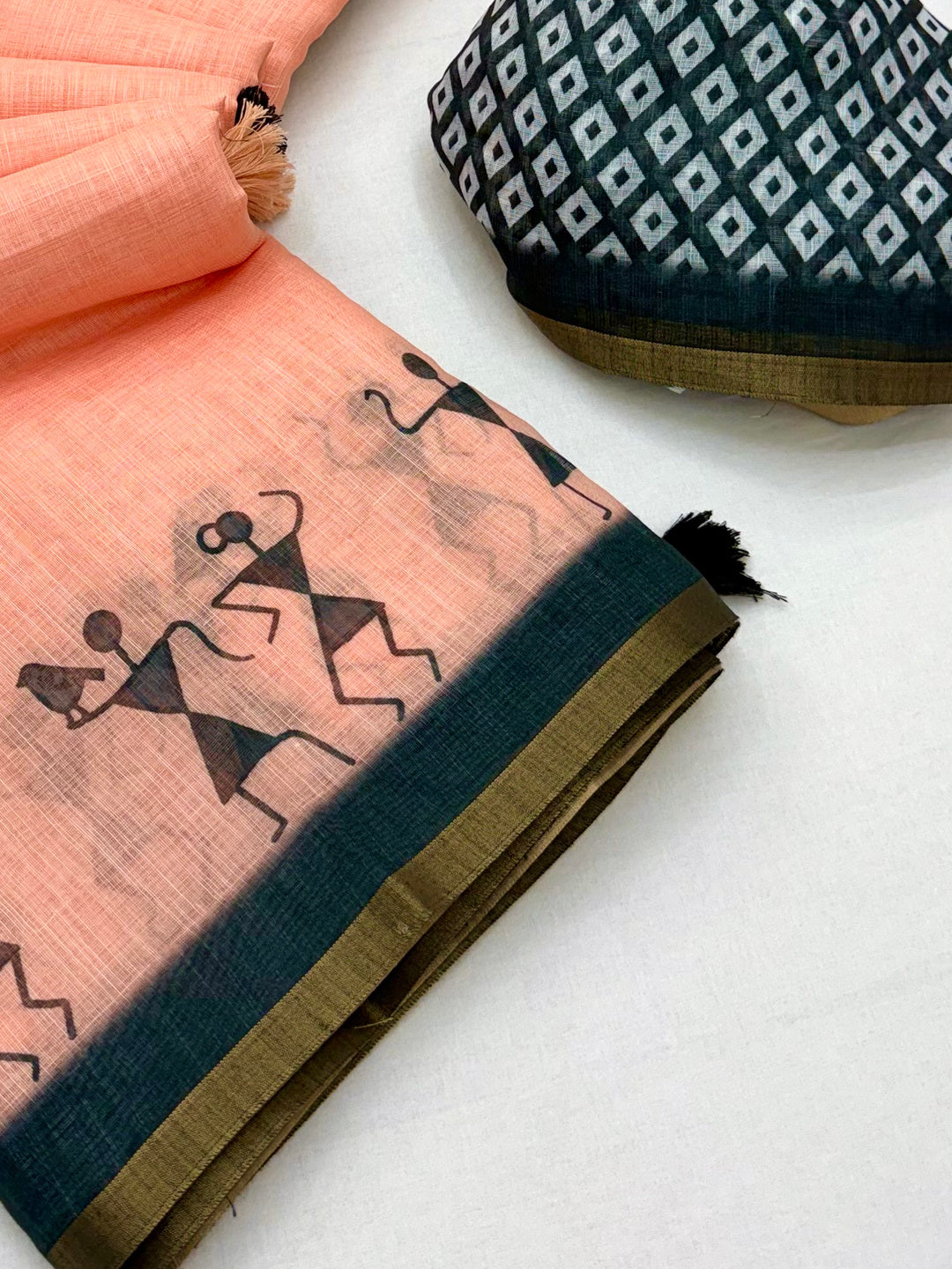 Peachmode Peach Linen Striped Saree - Image 4