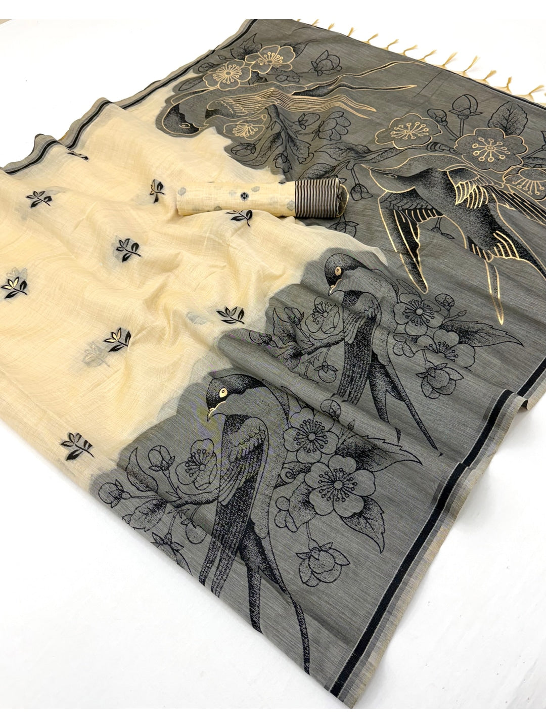 Peachmode Cream Jamdani Style Woven Soft Cotton Saree - Image 2