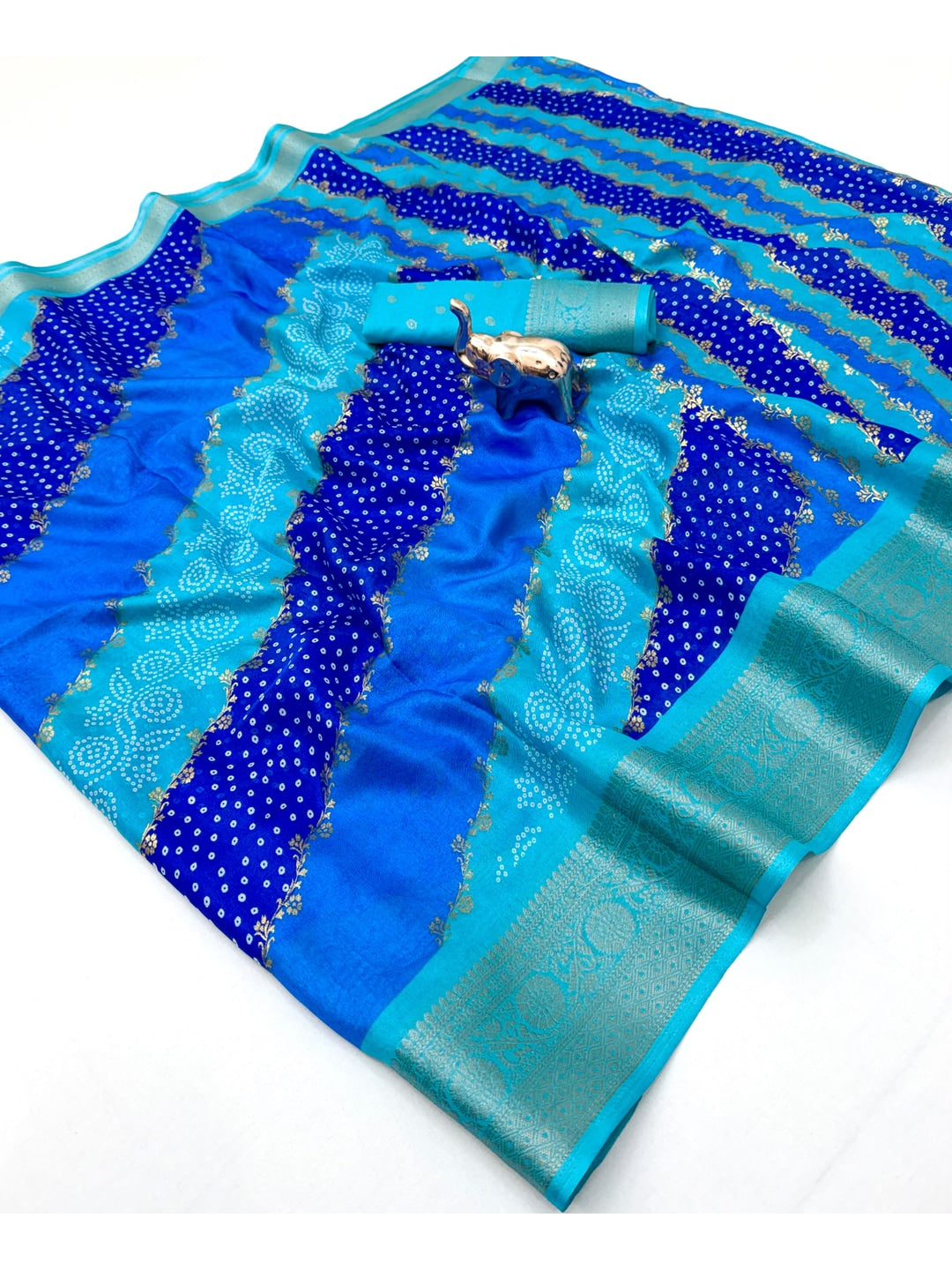 Peachmode Turquoise Blue Lahariya Zari Woven Dola Silk Saree - Image 3