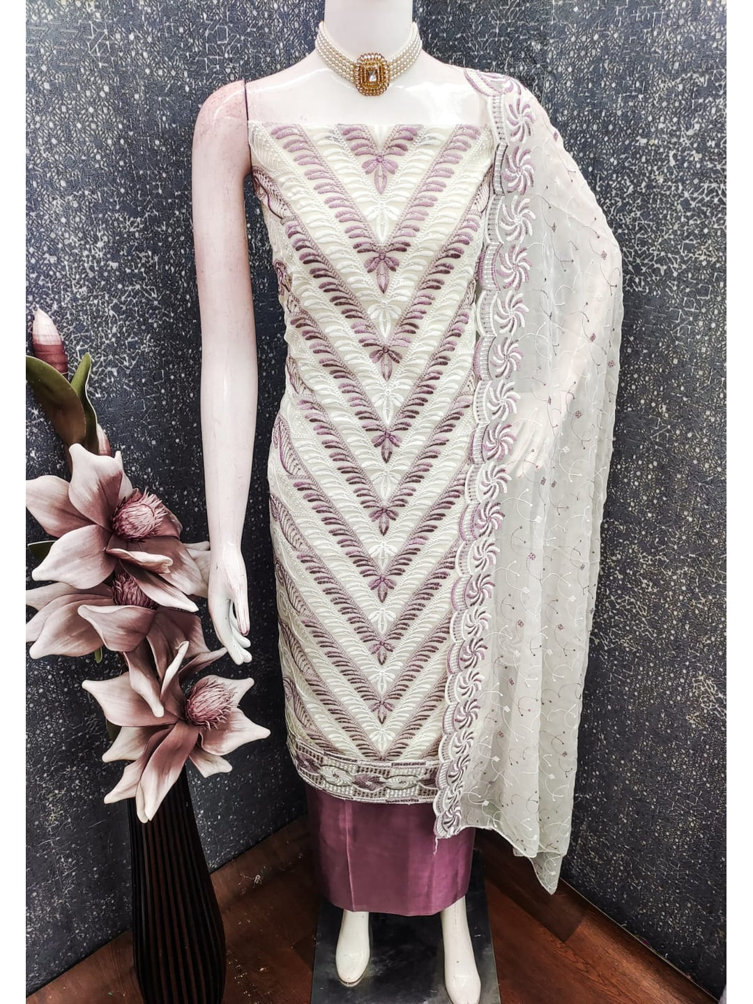 Lavender Georgette Embroidered Unstitched Dress Material - Image 5