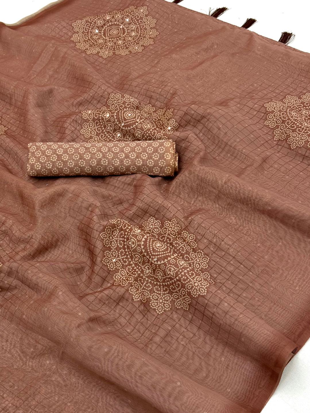 Peachmode Brown Bandhani Mirror Work Linen Saree - Image 4