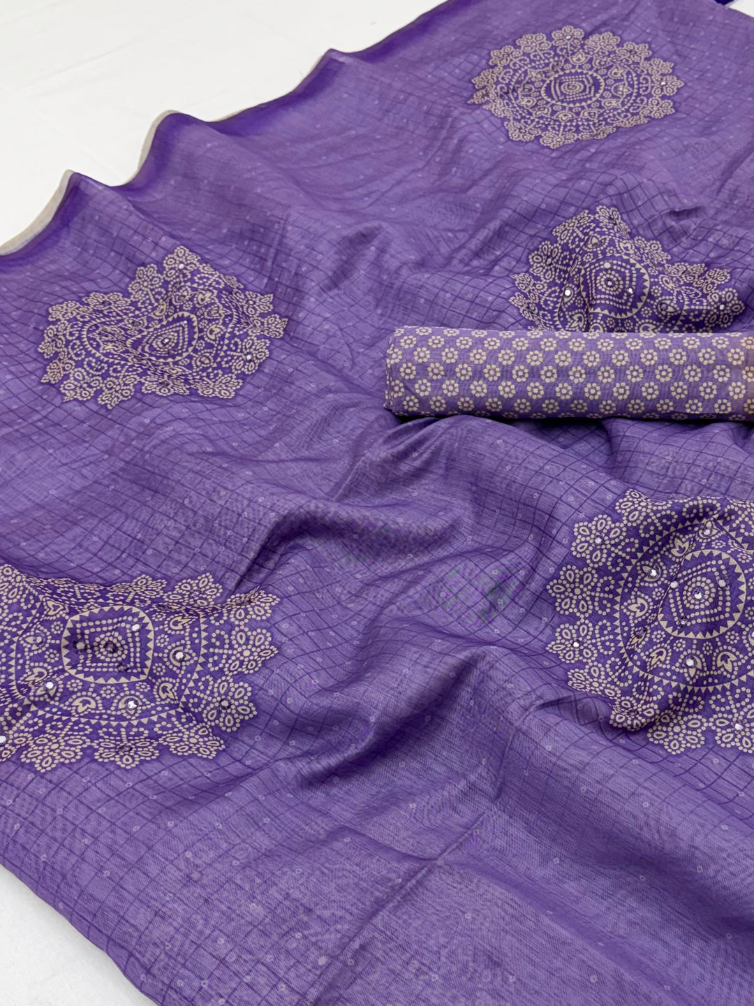 Peachmode Purple Bandhani Mirror Work Linen Saree - Image 4