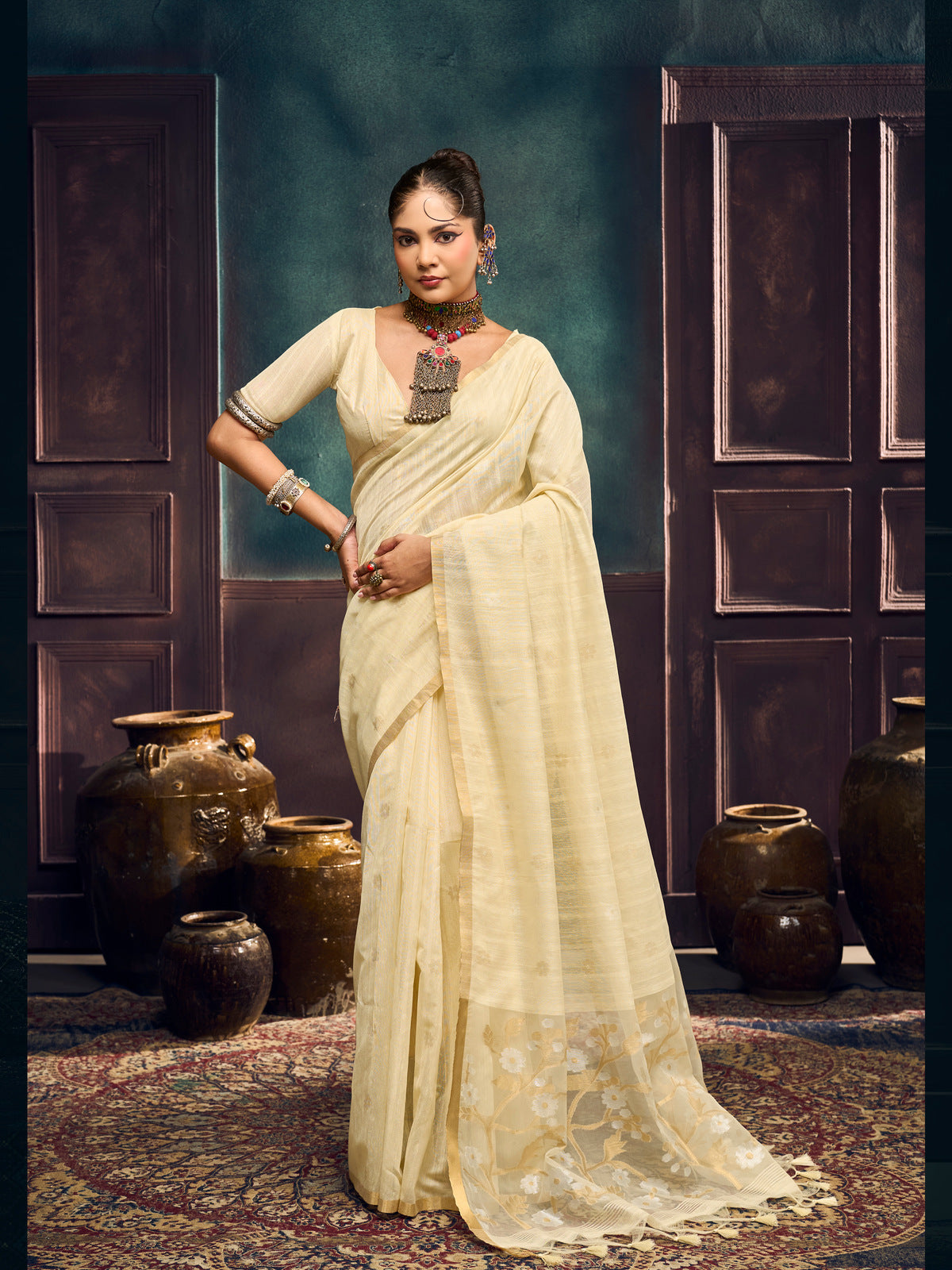 Peachmode Cream Munga Cotton Handloom Woven Saree - Image 1