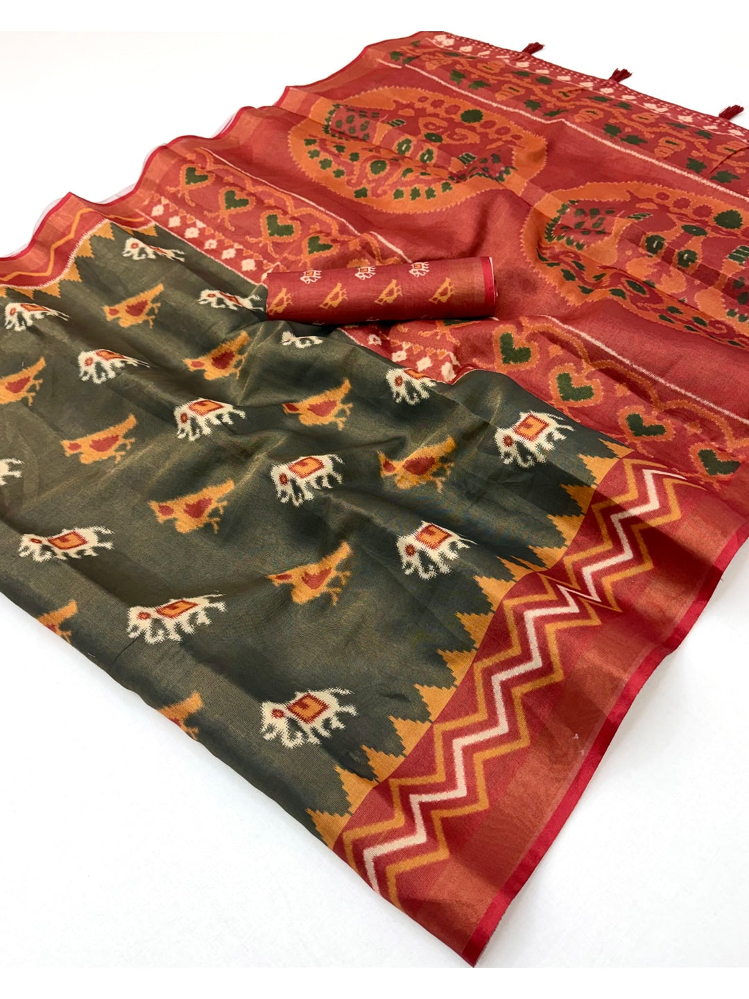 Peachmode Olive Digital Printed Silk Blend Saree - Image 2