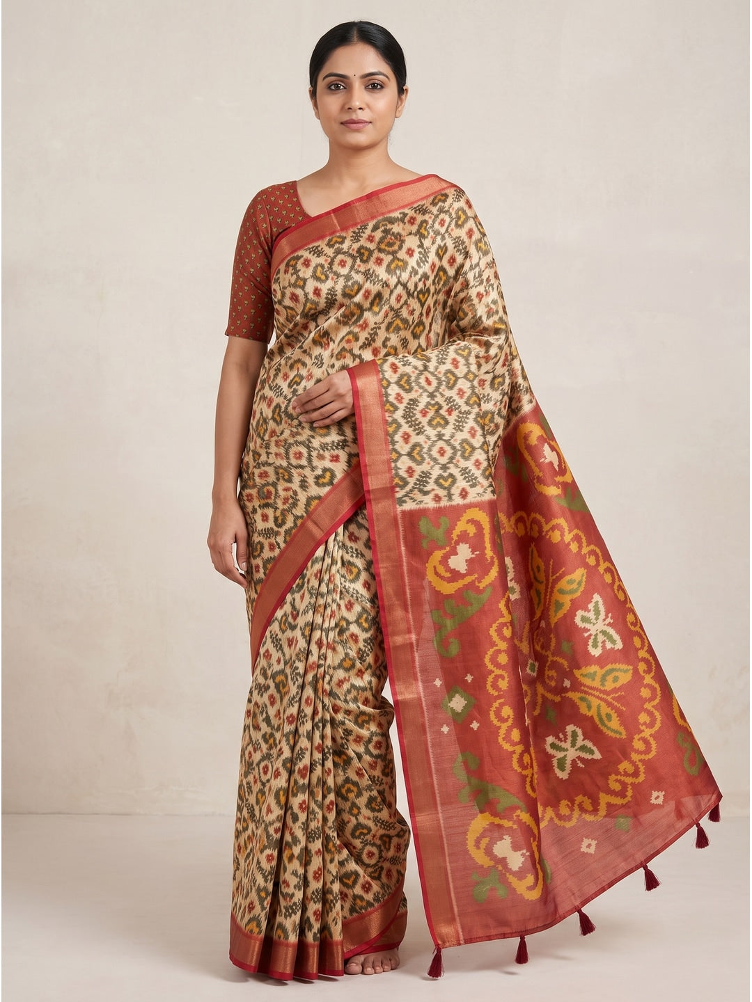 Peachmode Cream Digital Printed Silk Blend Saree - Image 1