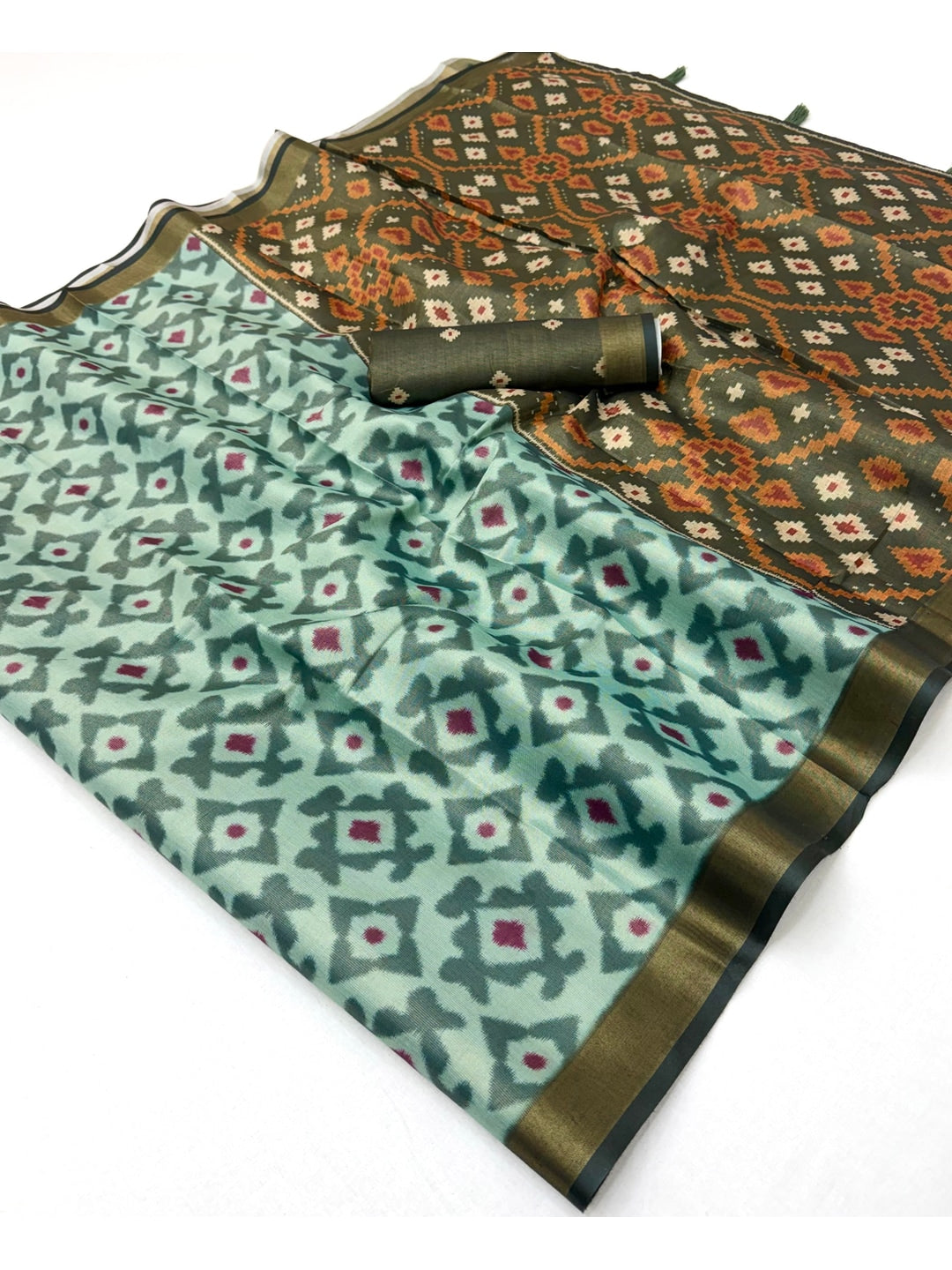 Peachmode Sea Green Digital Printed Silk Blend Saree - Image 2