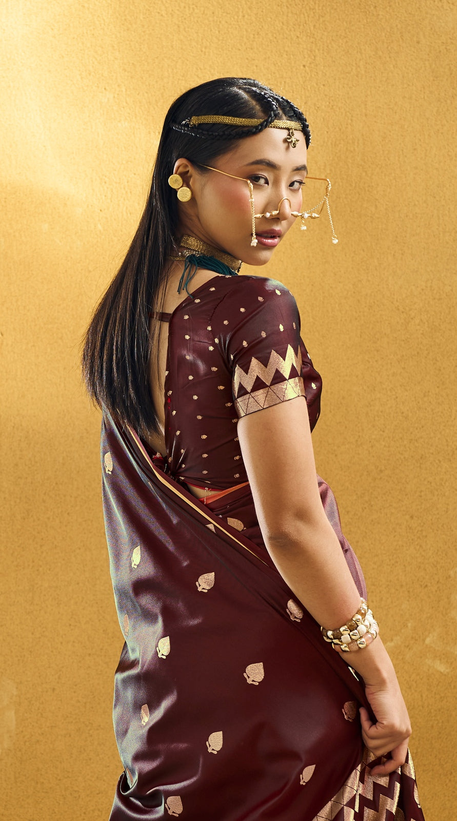 Peachmode Maroon Satin Handloom Woven Saree - Image 3