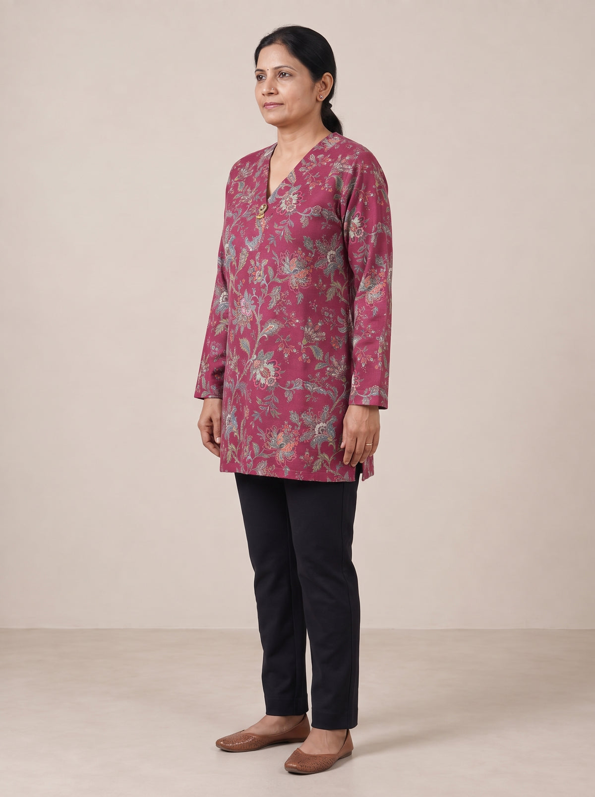 Peachmode DPINK Woolen Floral Printed Kurti - Image 3
