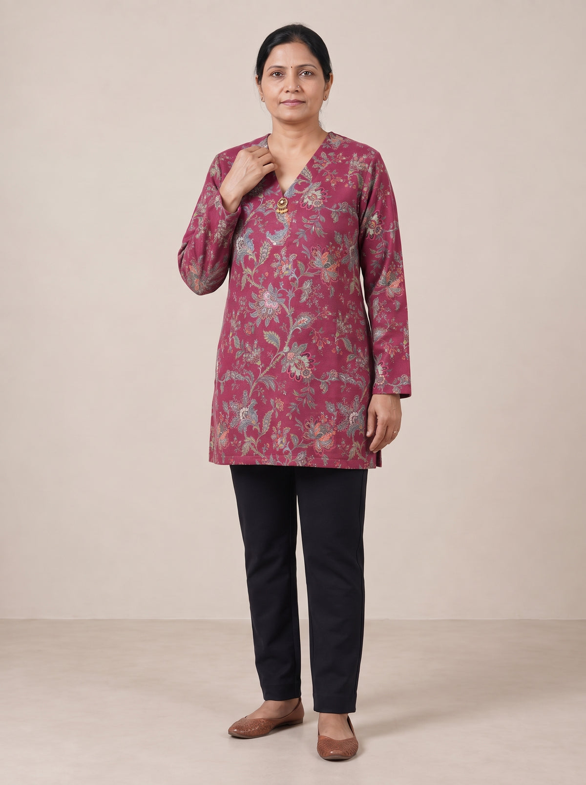 Peachmode DPINK Woolen Floral Printed Kurti - Image 5