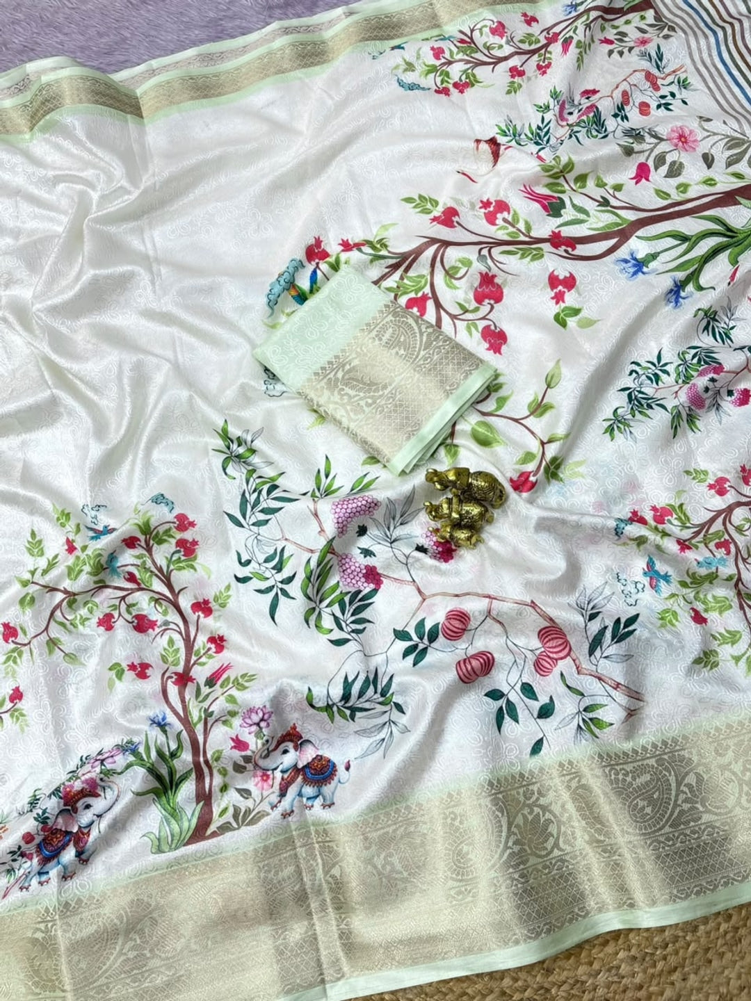 Peachmode White Floral Digital Print Dola Silk Saree With Jacquard Border - Image 2
