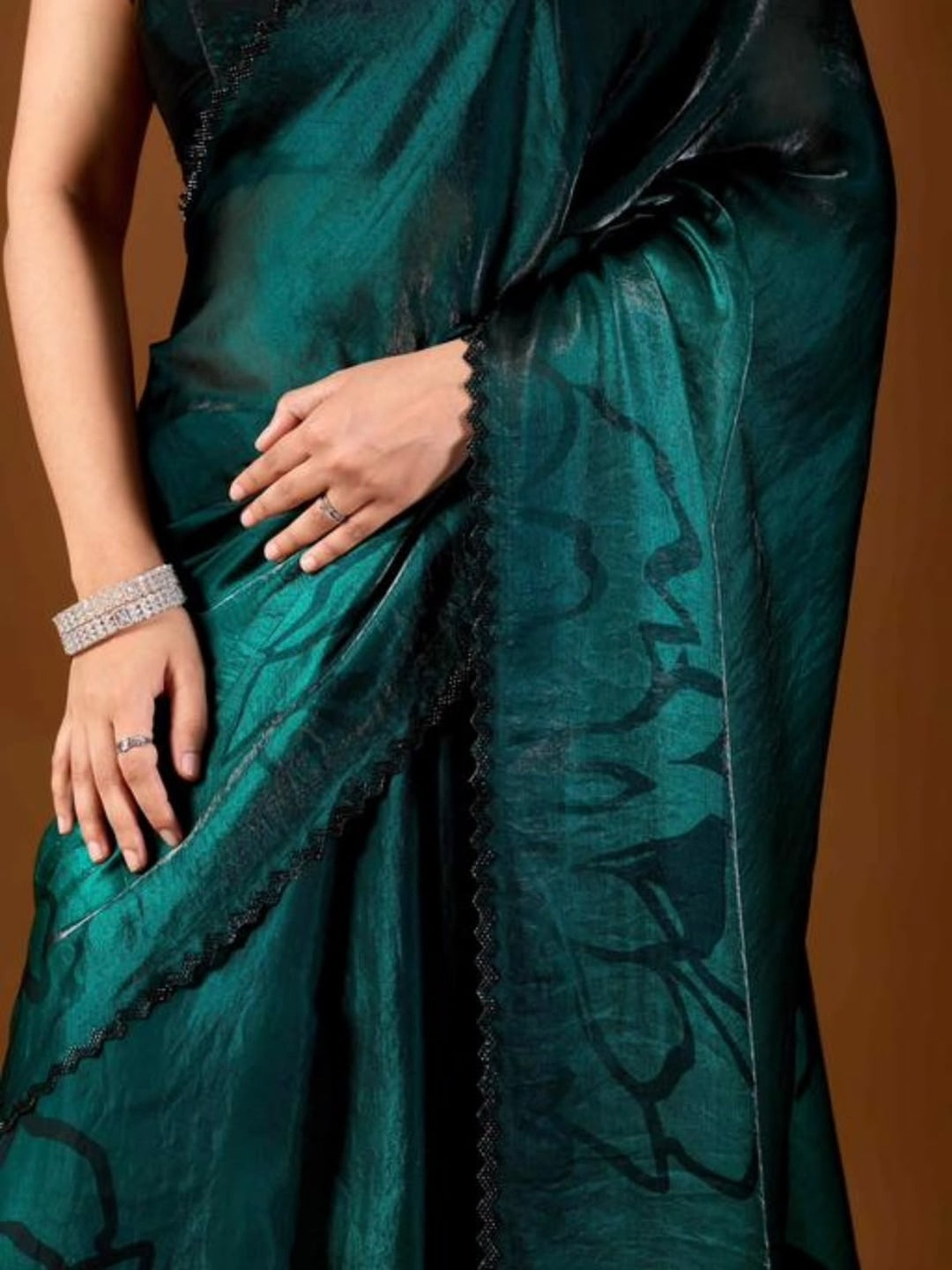 Peachmode Teal Ombre Floral Printed Space Silk Saree With Zarkan Border - Image 4