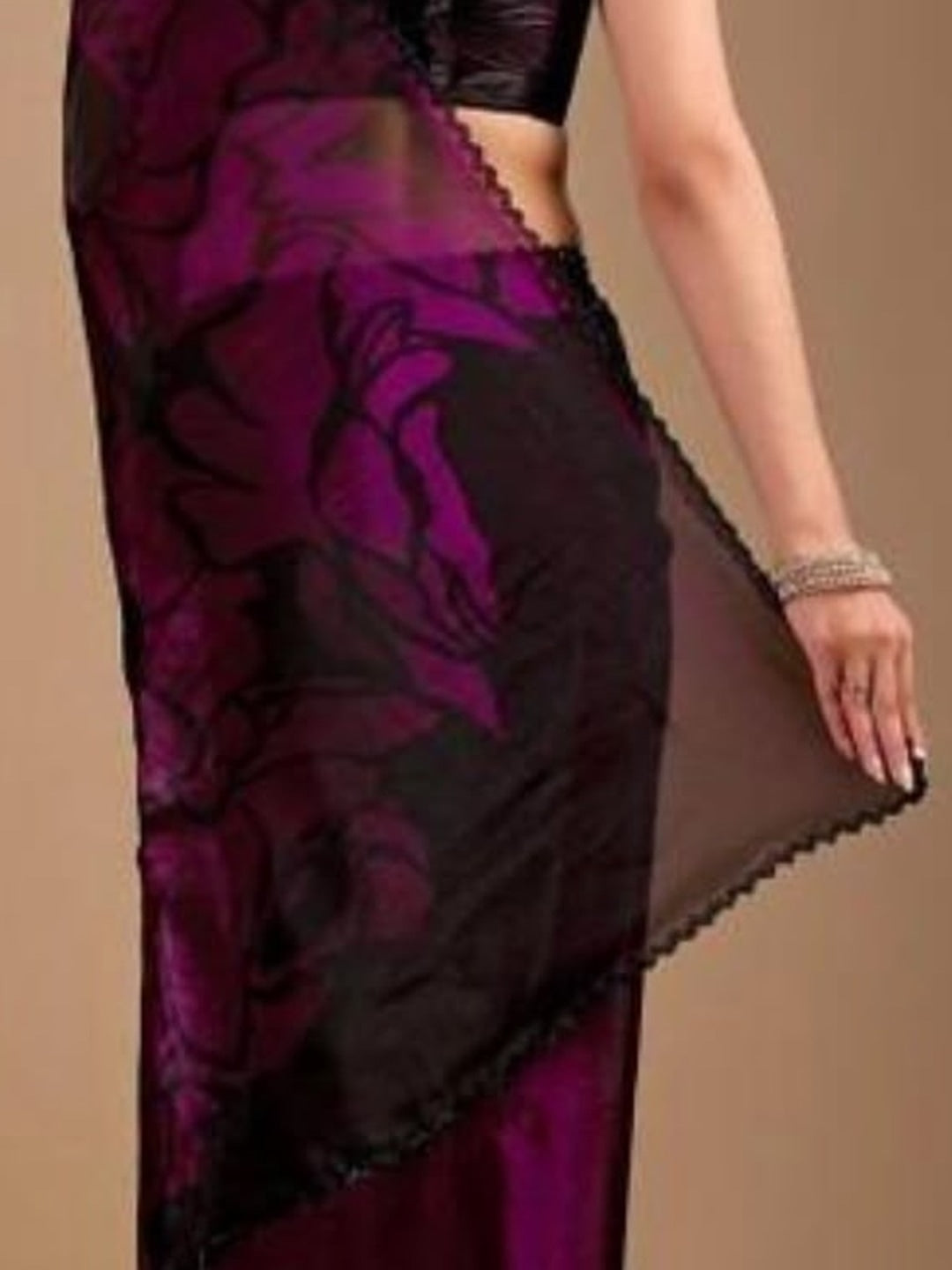 Peachmode Purple Ombre Floral Printed Space Silk Saree With Zarkan Border - Image 4