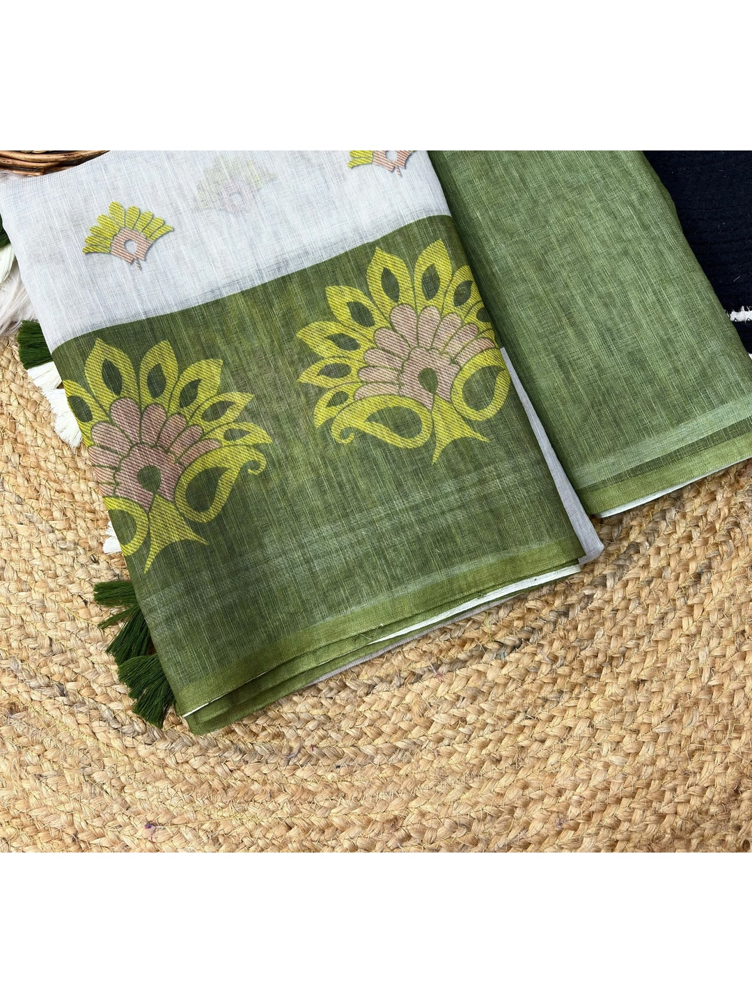 Peachmode Offwhite Printed Linen Cotton Saree - Image 4