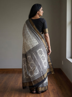 Peachmode White Buti Printed Dola Silk Saree With Black Zari Border - Image 2