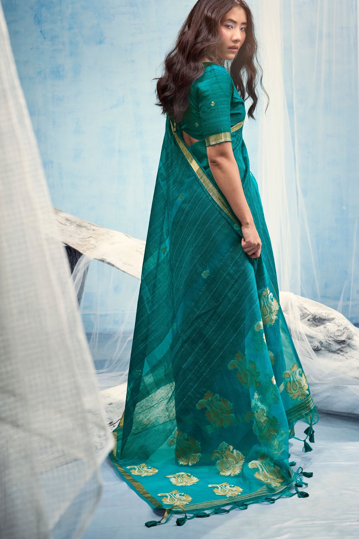 Peachmode Teal Pure Munga Silk Handloom Woven Saree - Image 3