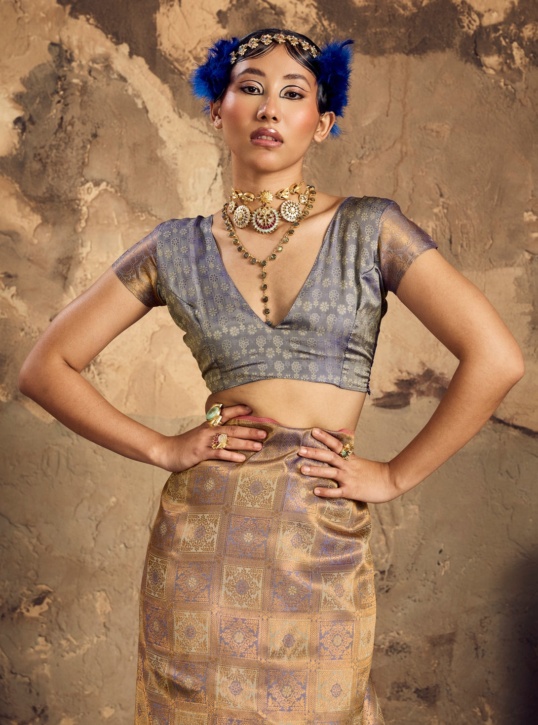 Peachmode Grey Handloom Silk Woven Saree - Image 3