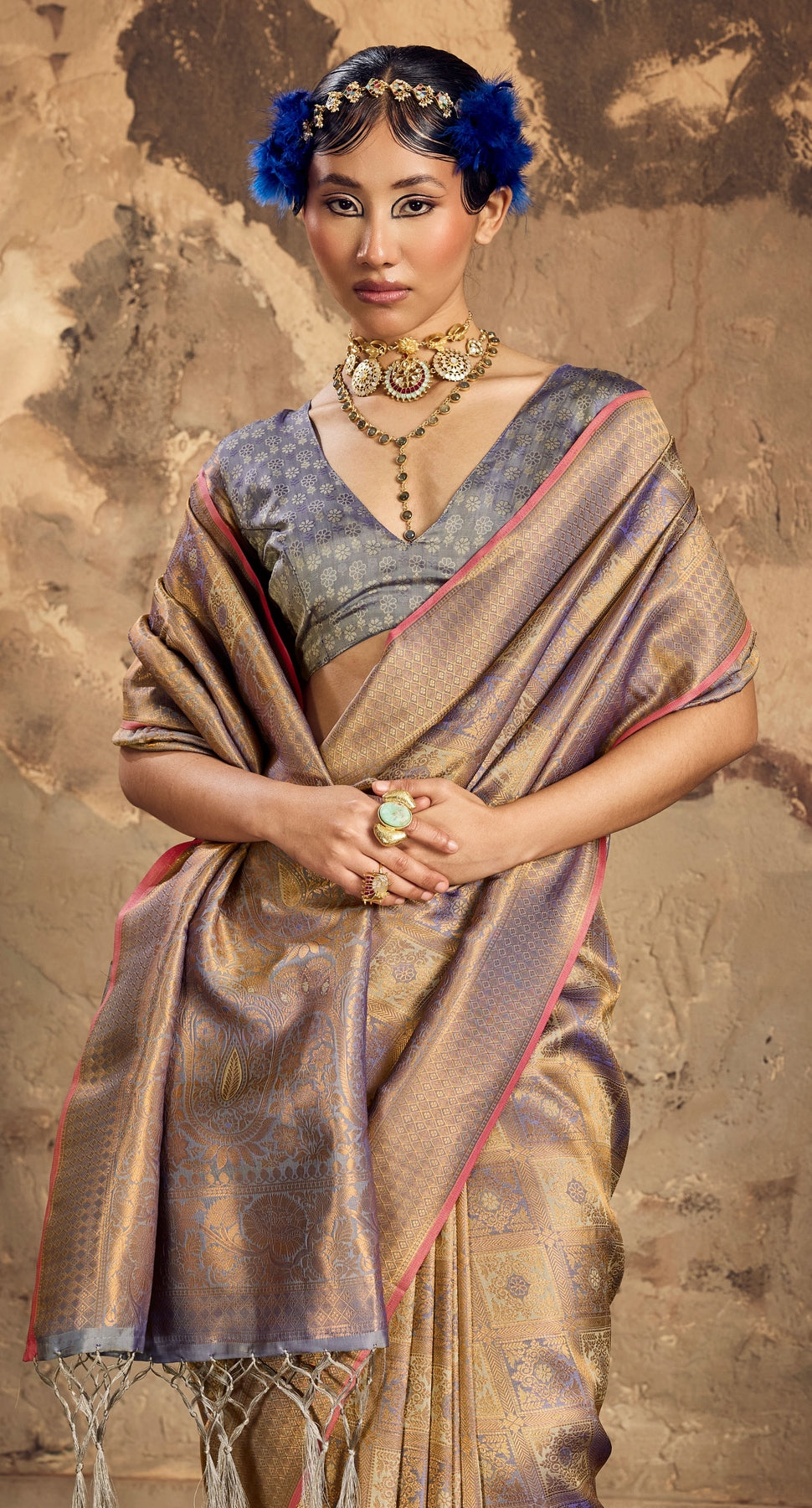 Peachmode Grey Handloom Silk Woven Saree - Image 4