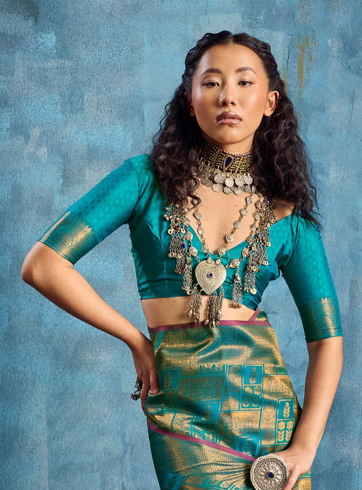 Peachmode Teal Handloom Silk Woven Saree - Image 3