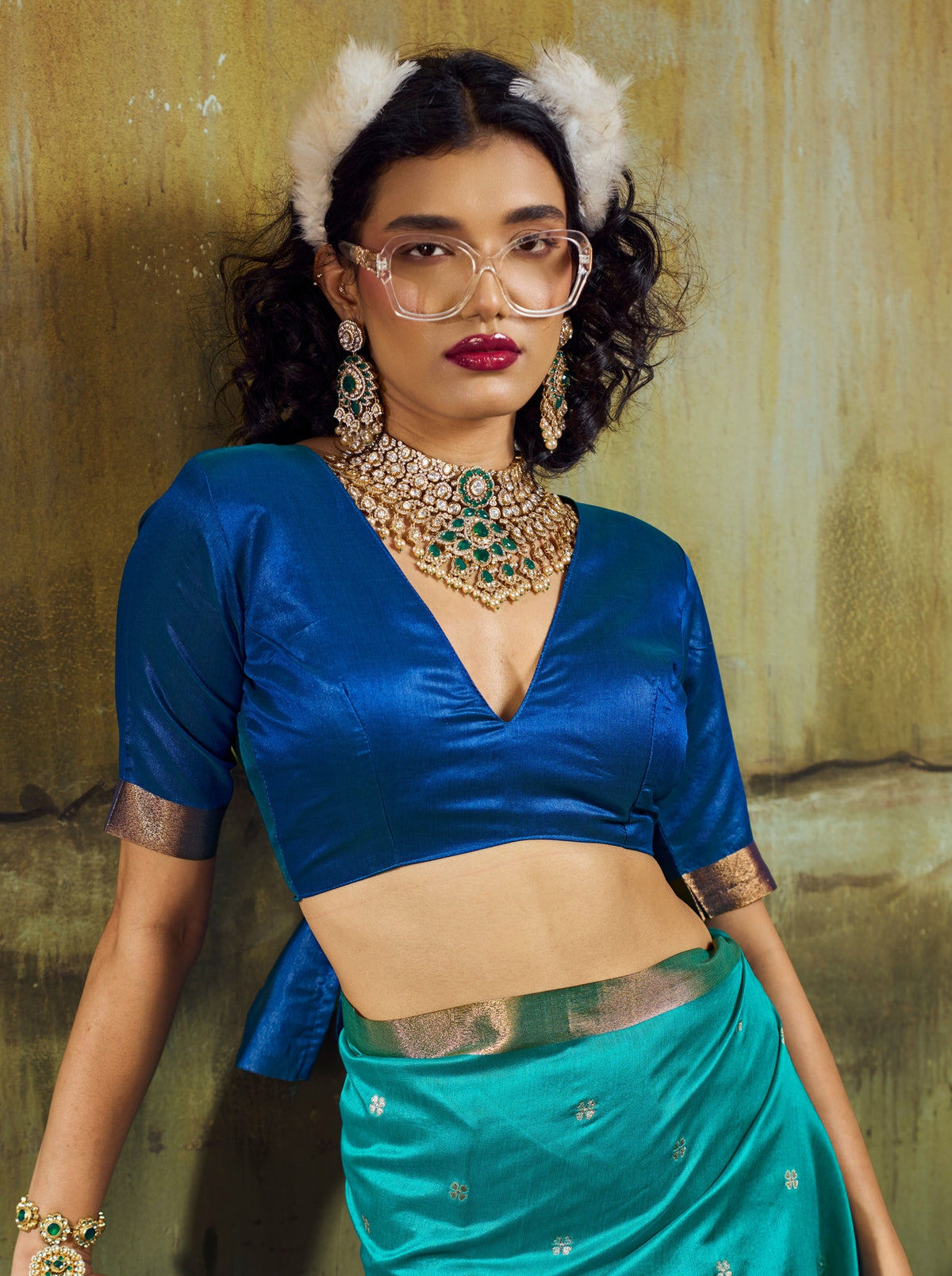 Peachmode Turquoise Handloom Silk Woven Saree - Image 3