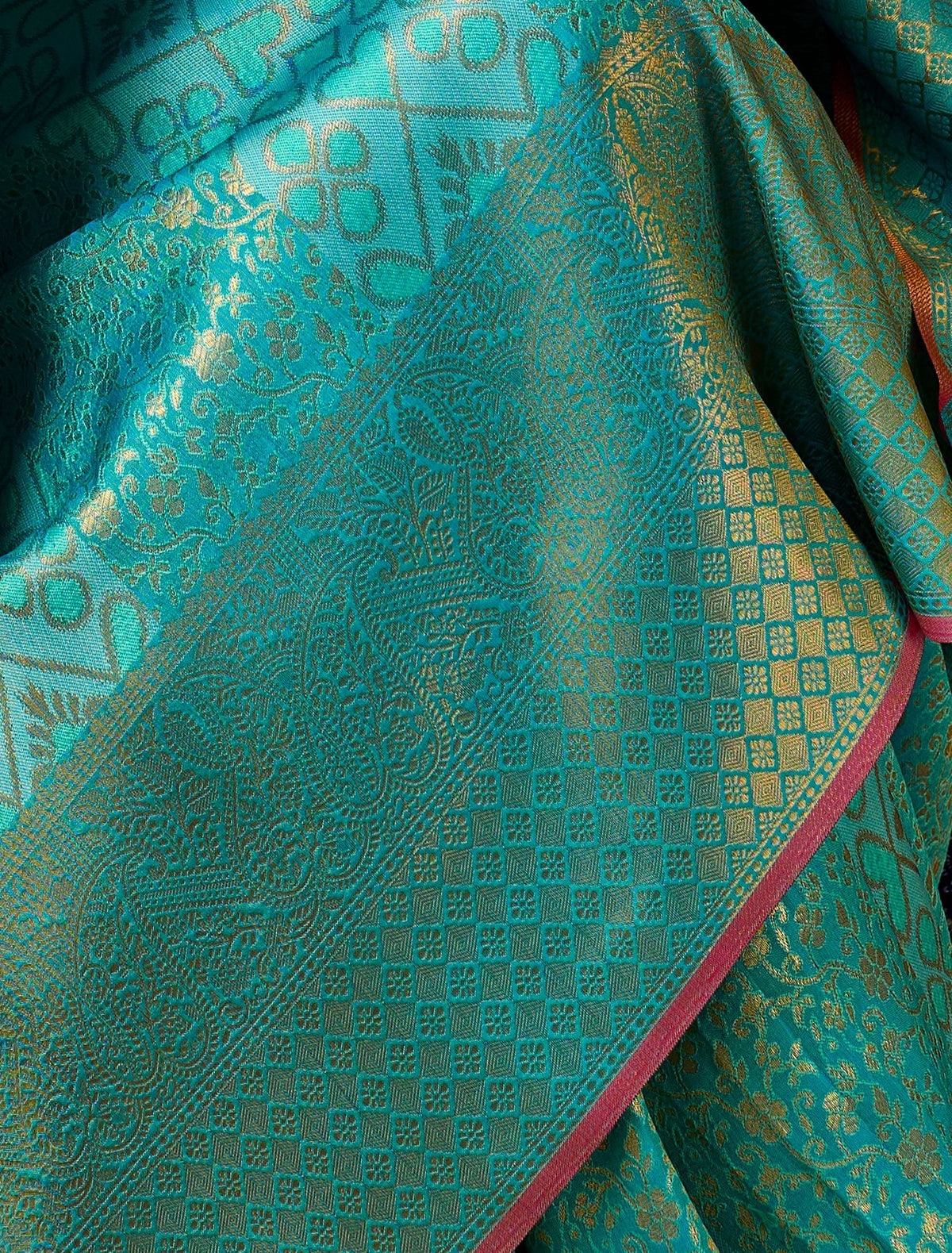 Peachmode Turquoise Handloom Silk Woven Saree - Image 4