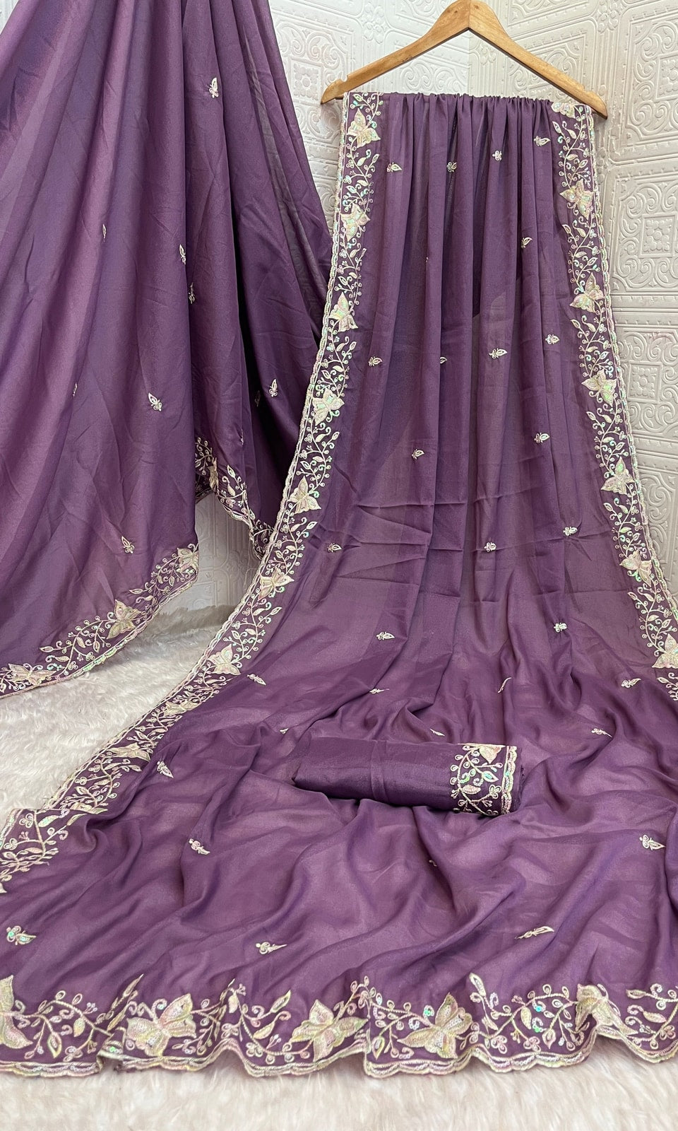 Peachmode Lavender Embroidered Georgette Silk Saree - Image 5