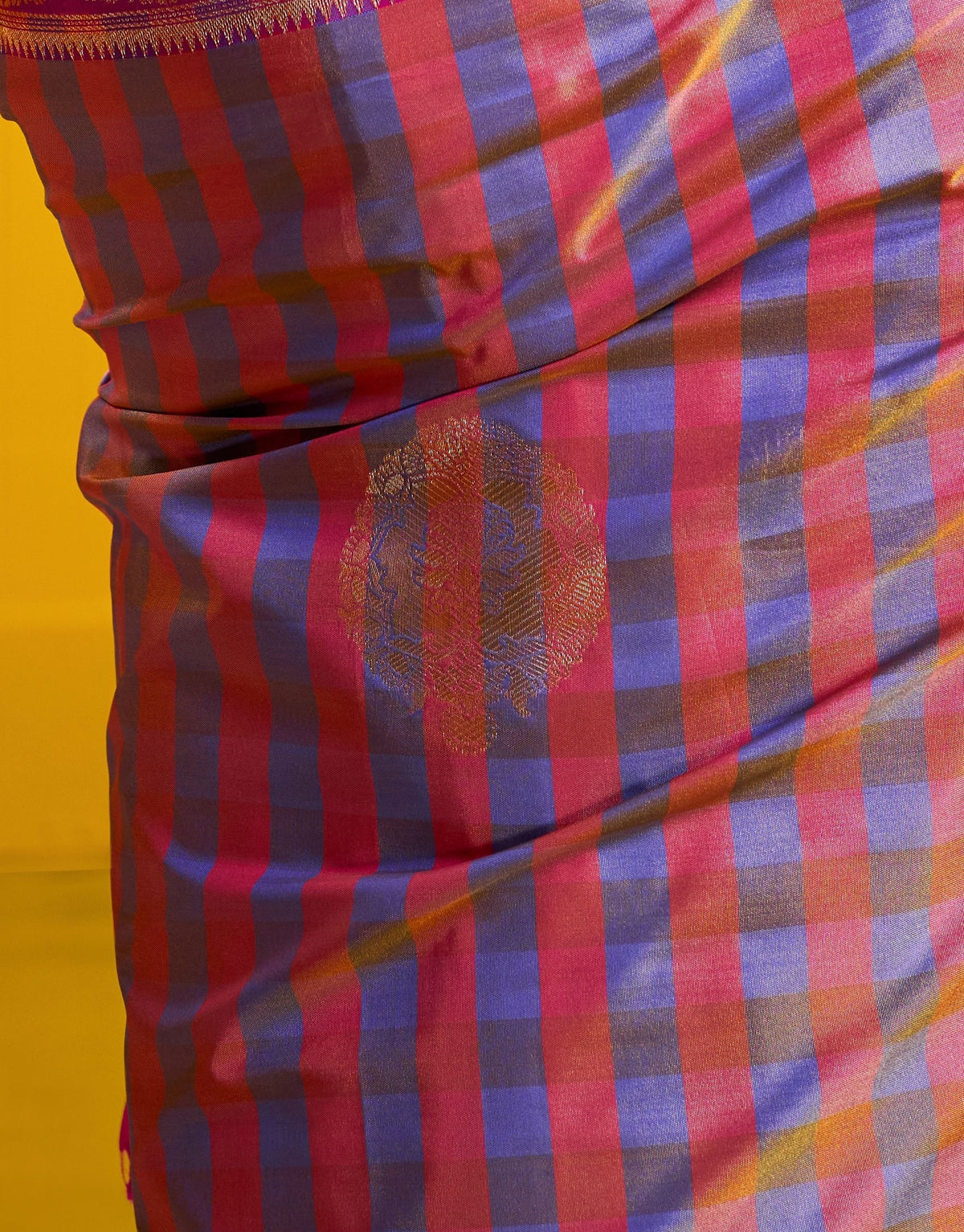 Peachmode Red Pure Silk Handloom Woven Saree - Image 5