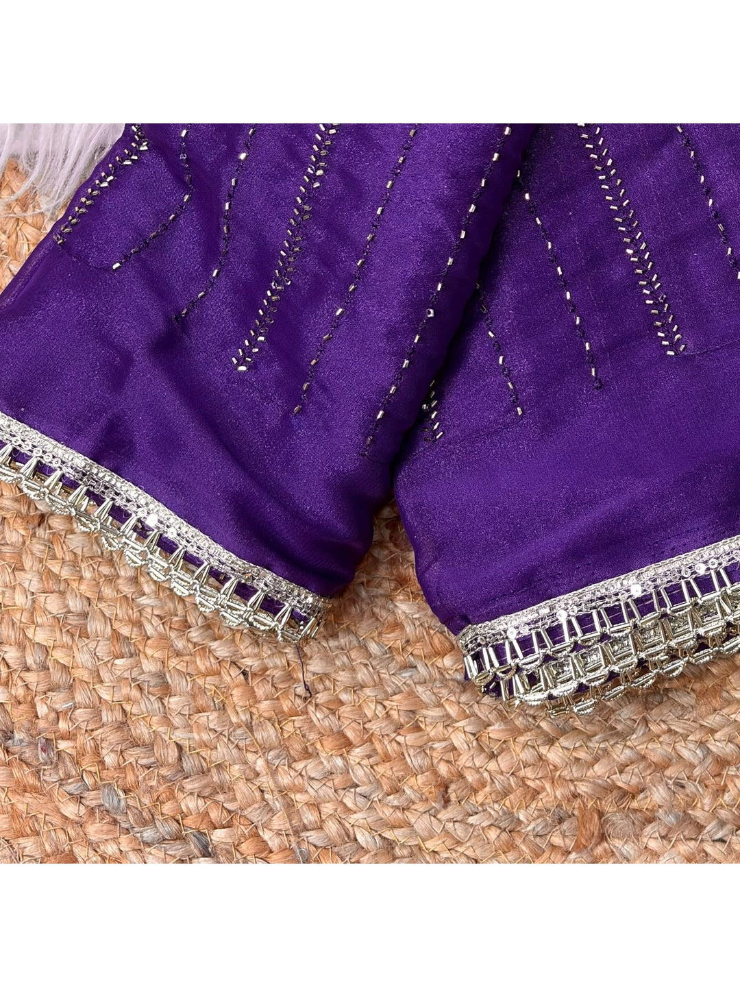 Peachmode Violet Beads Work Star Georgette Saree - Image 5