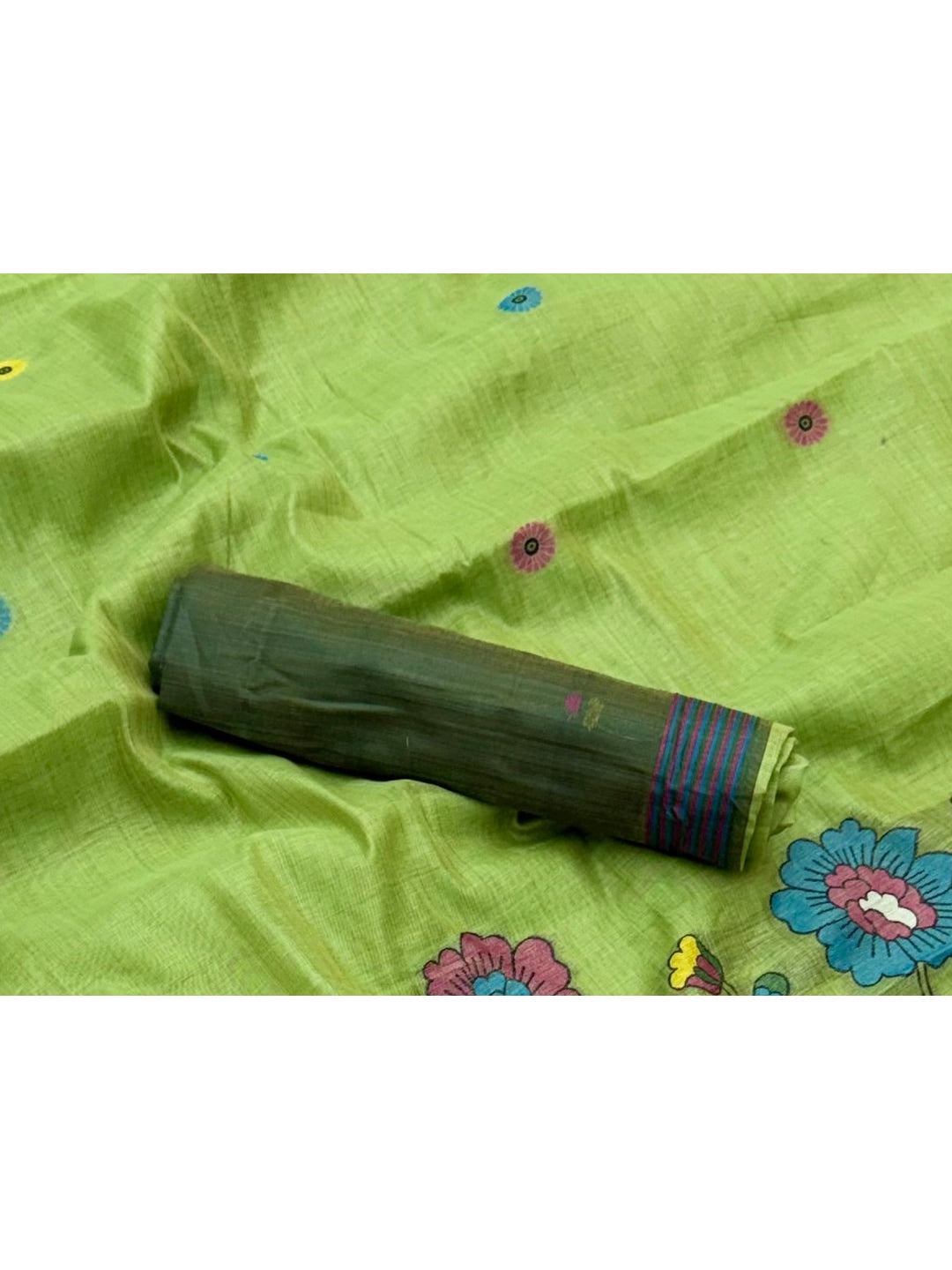 Peachmode Green Woven Cotton Blend Saree - Image 4