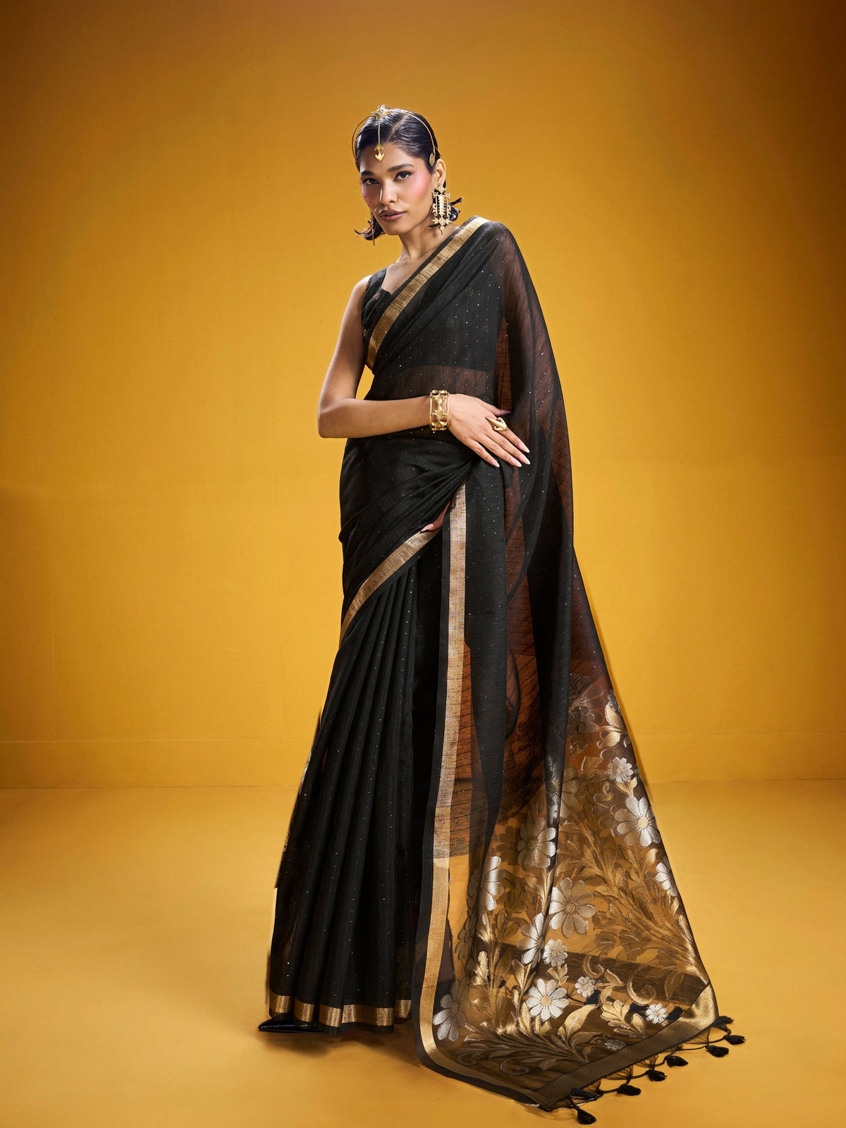 Peachmode Black Pure Munga Silk Handloom Woven Saree - Image 1
