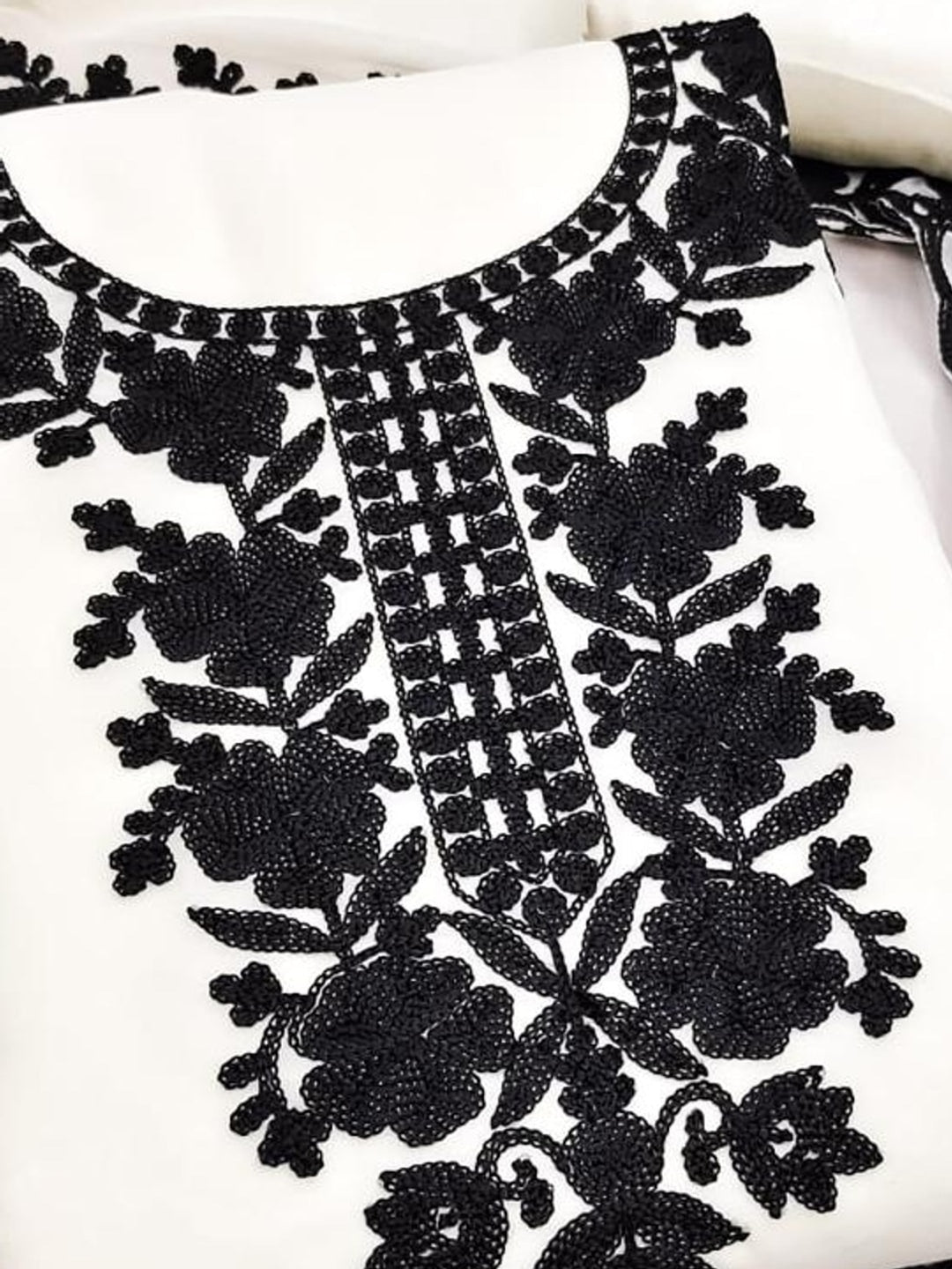 Peachmode White & Black Thread Embroidered Georgette Dress Material - Image 4