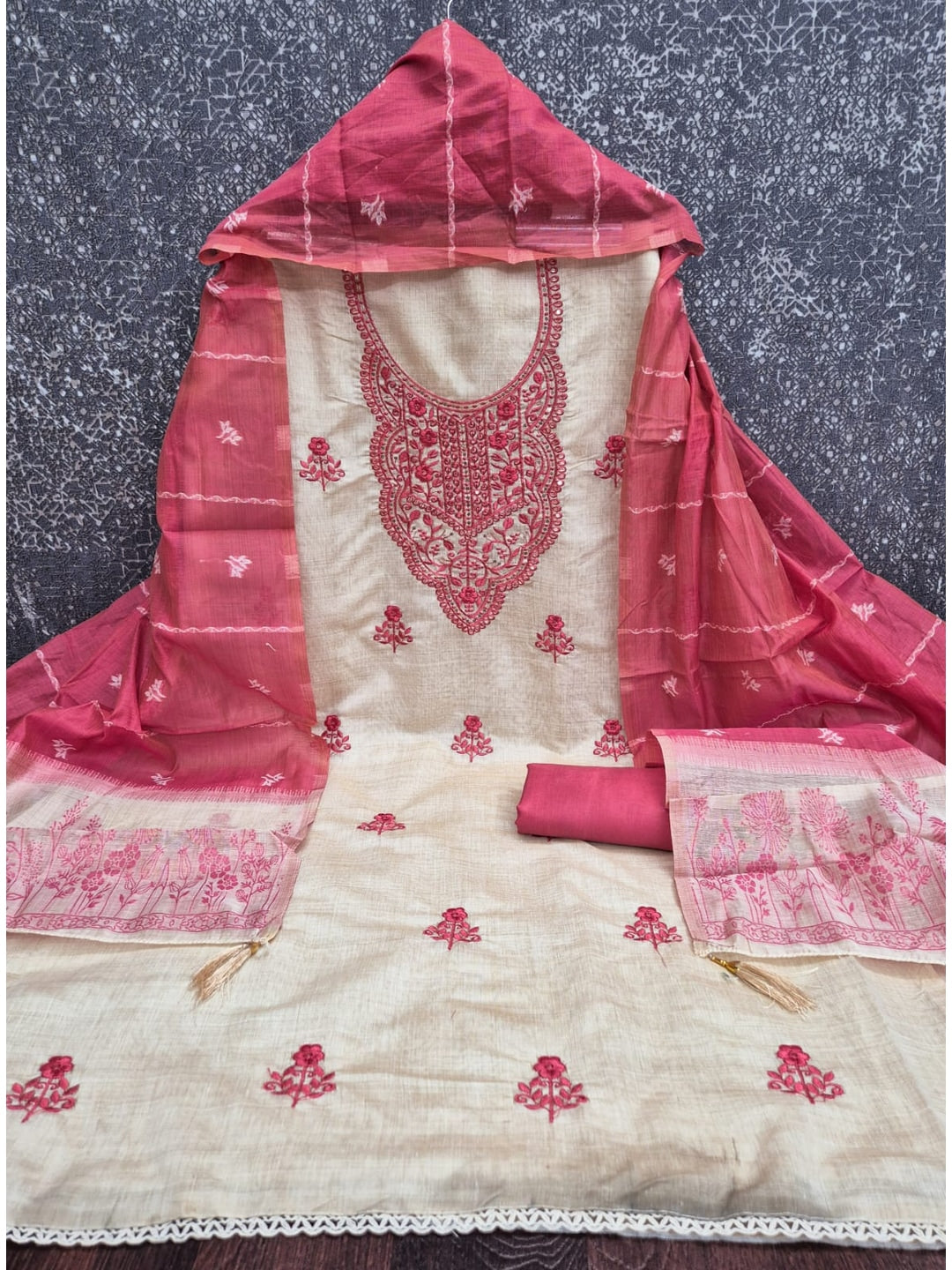 Peachmode Cream & Pink Embroidered Jamdani Jacquard Dress Material - Image 3