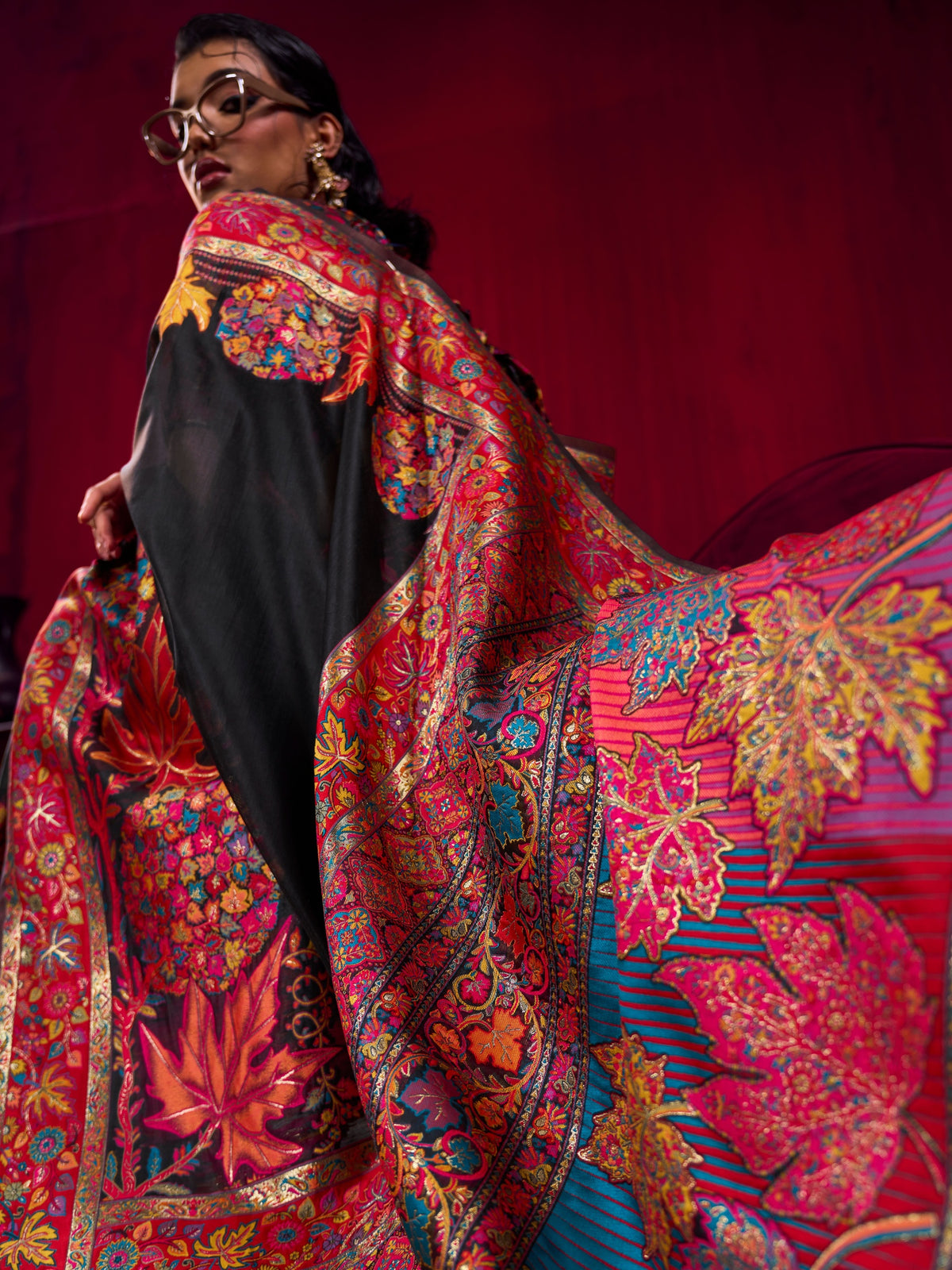Peachmode Black Modal Cotton Kashmiri Weaving Saree - Image 4