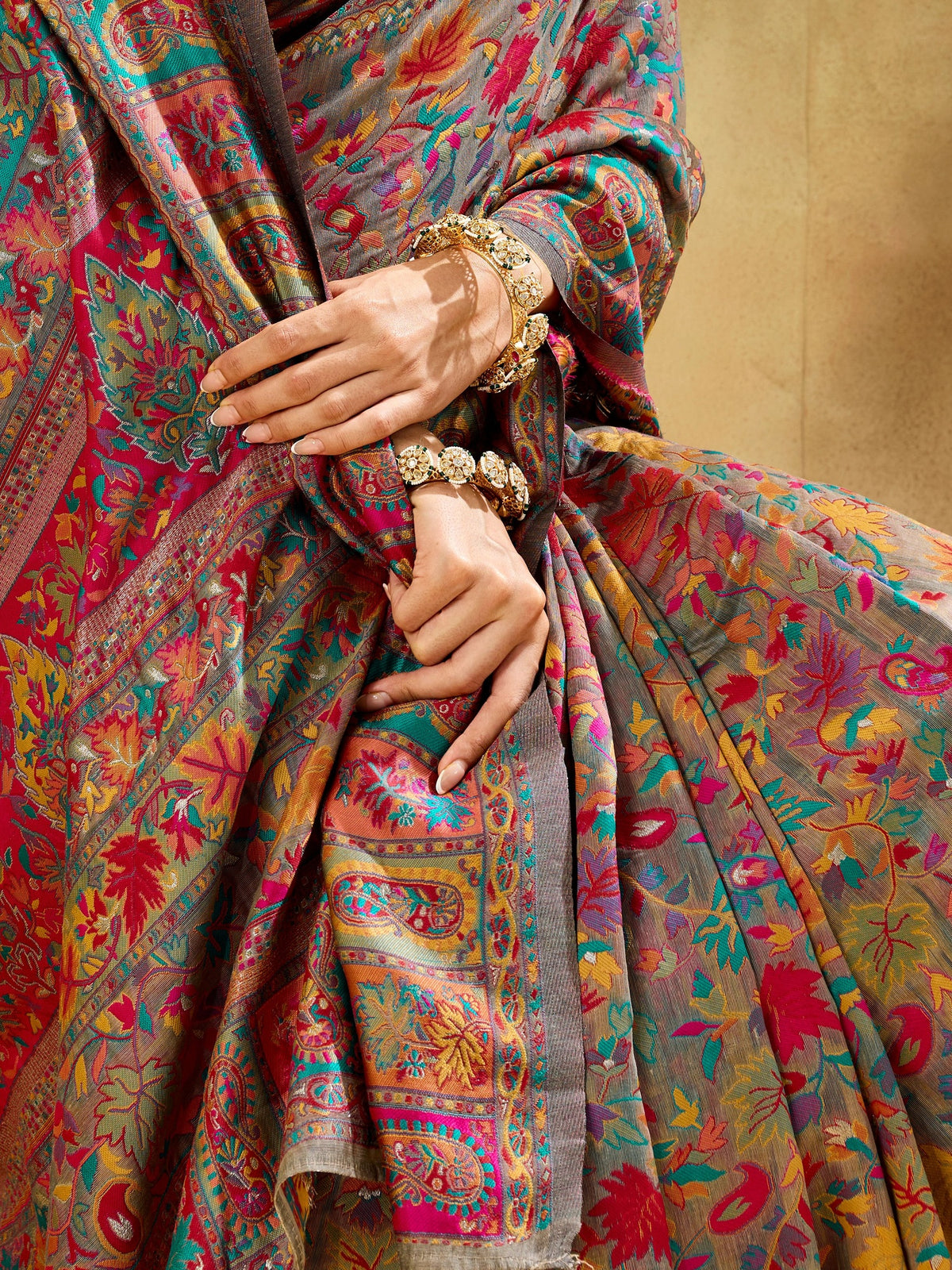 Peachmode Grey Modal Cotton Kashmiri Weaving Paisley Saree - Image 5
