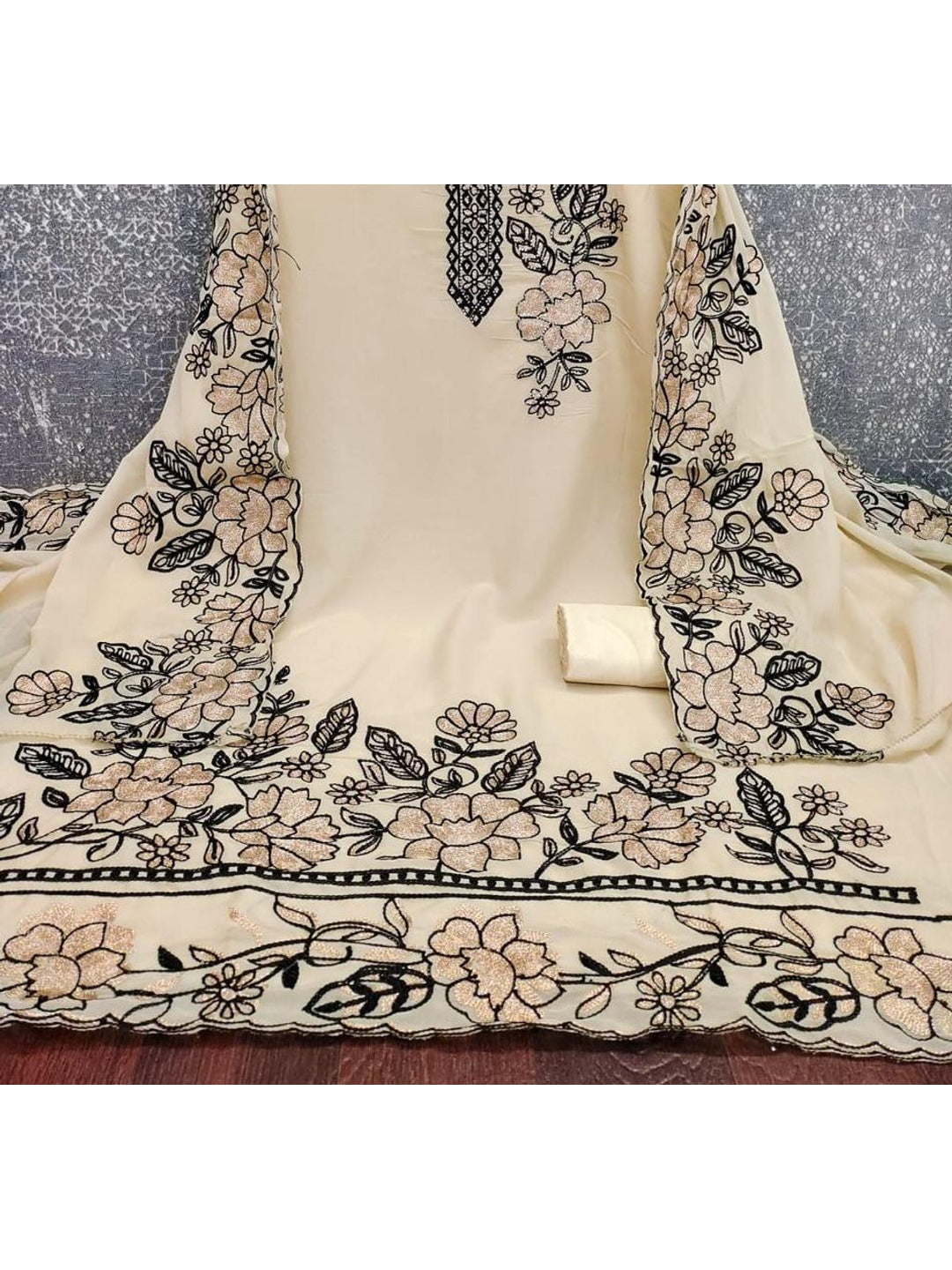 Peachmode Cream Floral Embroidered Georgette Dress Material - Image 5