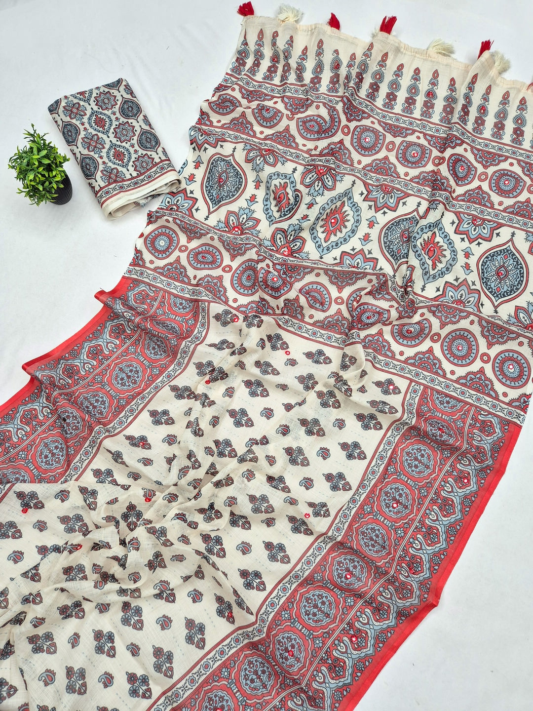 Peachmode Red Ajrakh Printed Linen Saree With Mirror Work - Image 5