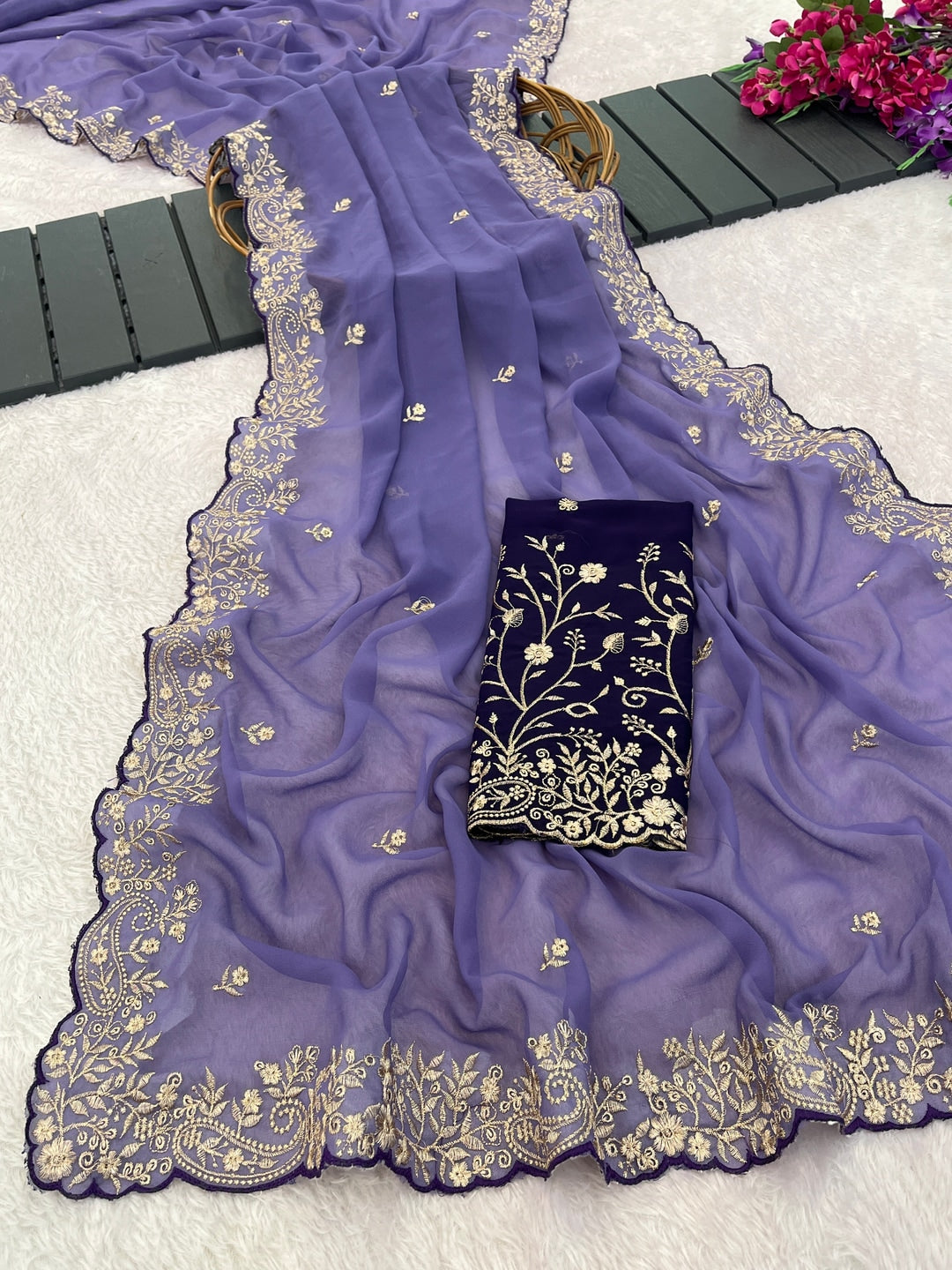 Peachmode Lavender Embroidered Georgette Saree - Image 5