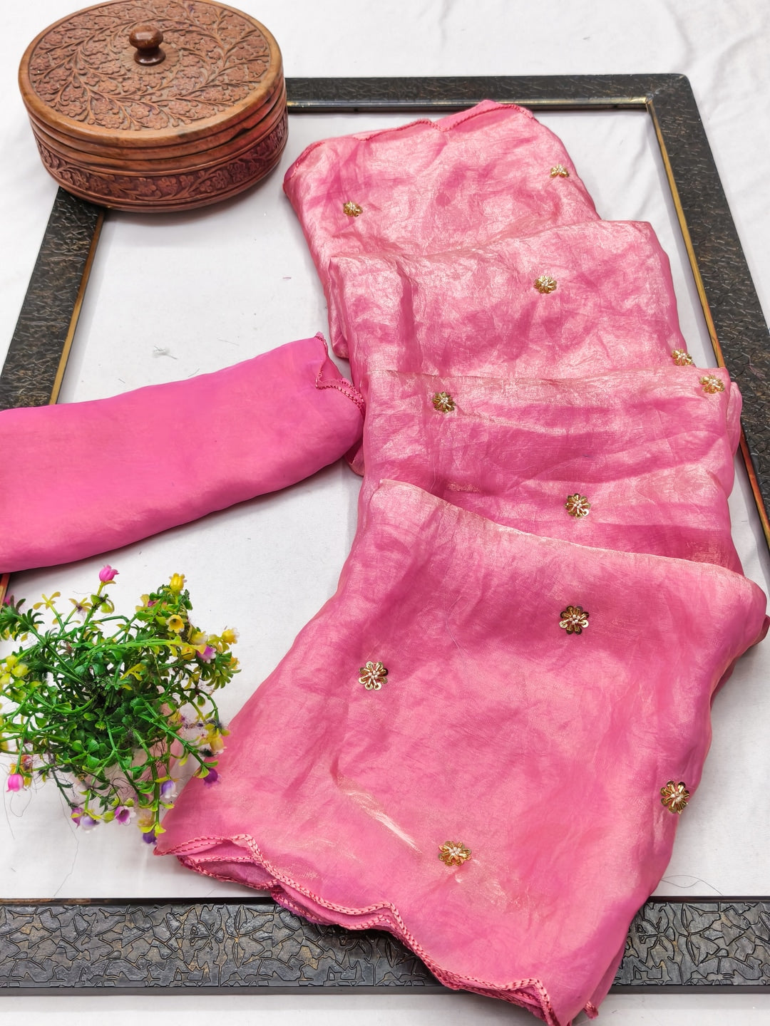 Peachmode Pink Fendy Satin Saree With Beads Work - Image 4