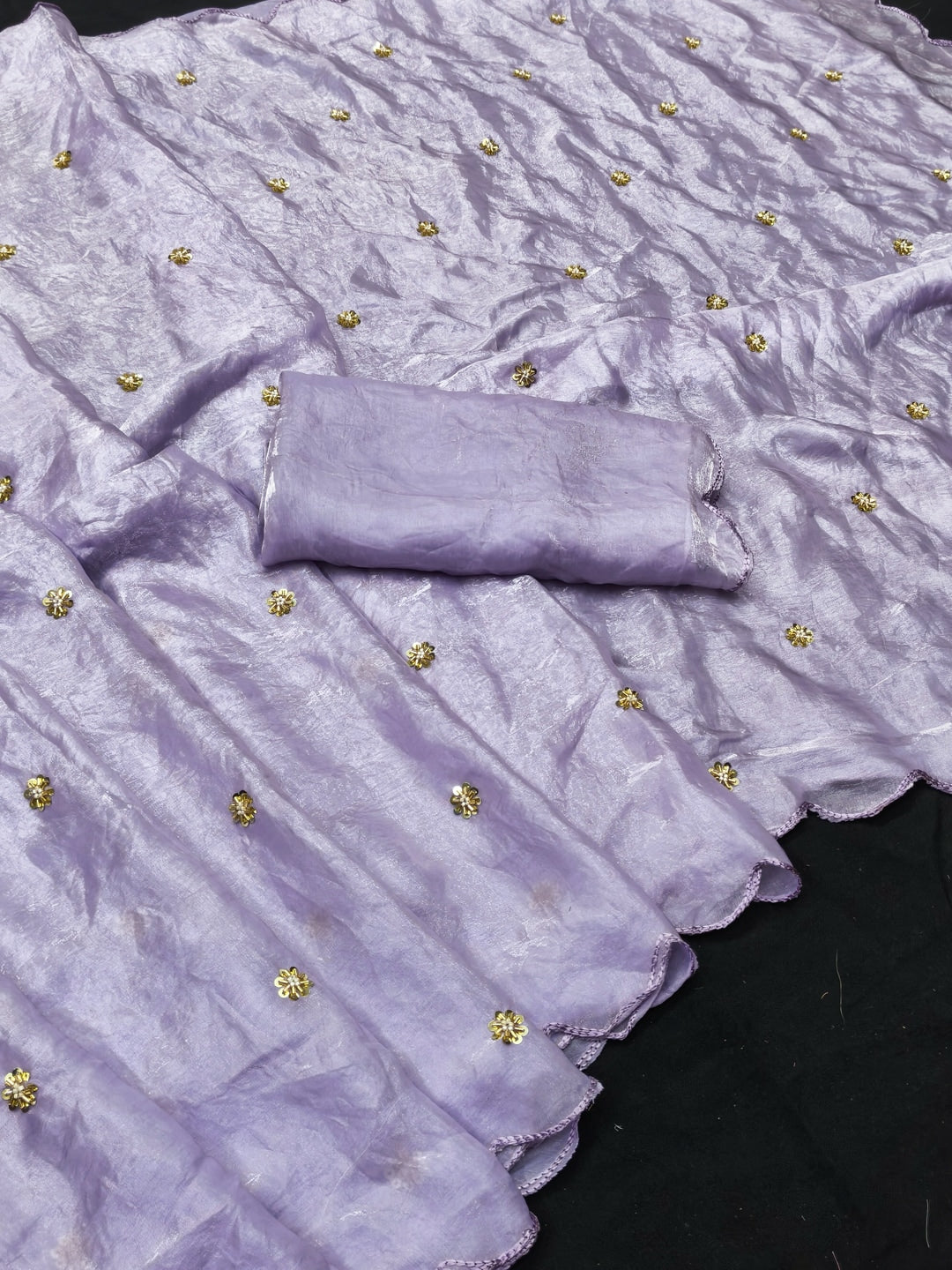 Peachmode Lavender Fendy Satin Saree With Beads Work - Image 5