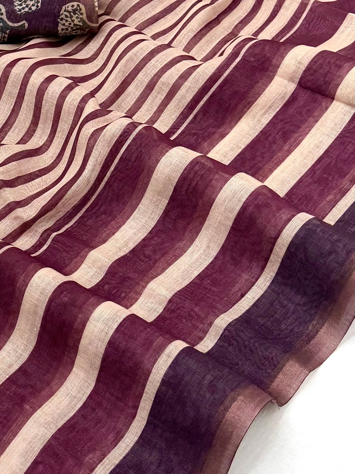 Peachmode Wine Striped Linen Saree With Zari Border - Image 4