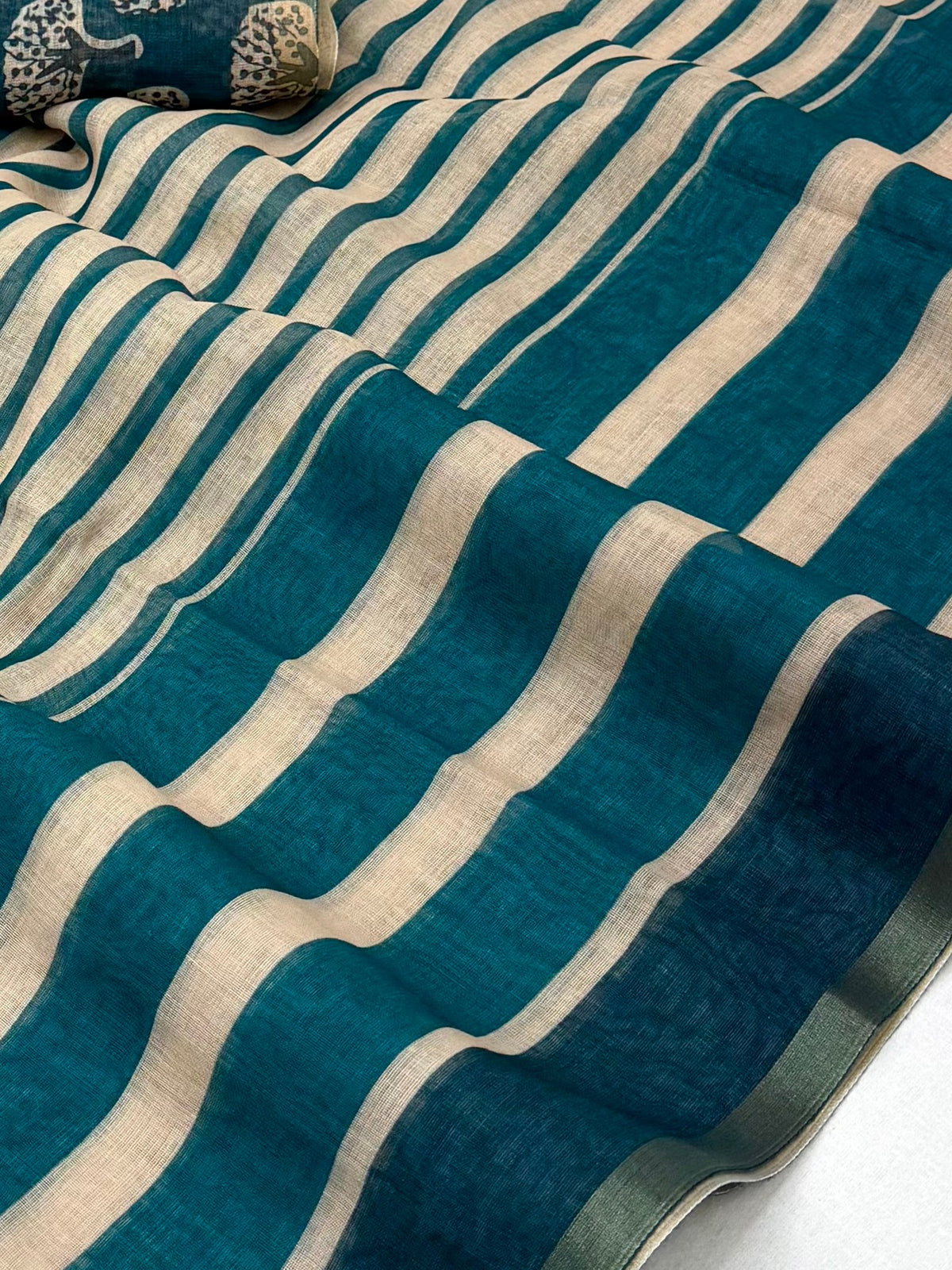 Peachmode Teal Striped Linen Saree With Zari Border - Image 4